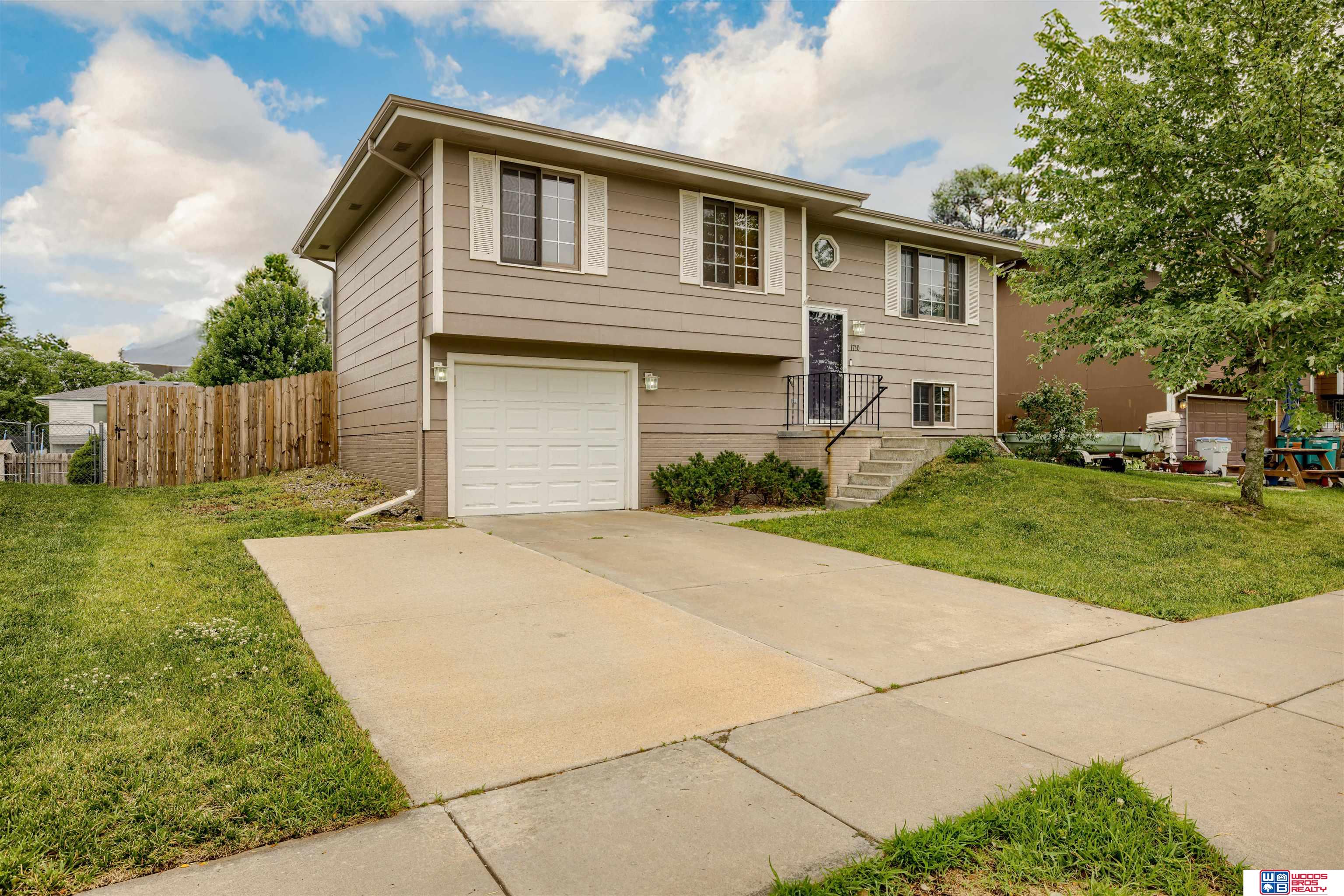 1710 SW 31st Street, Lincoln, Nebraska image 1