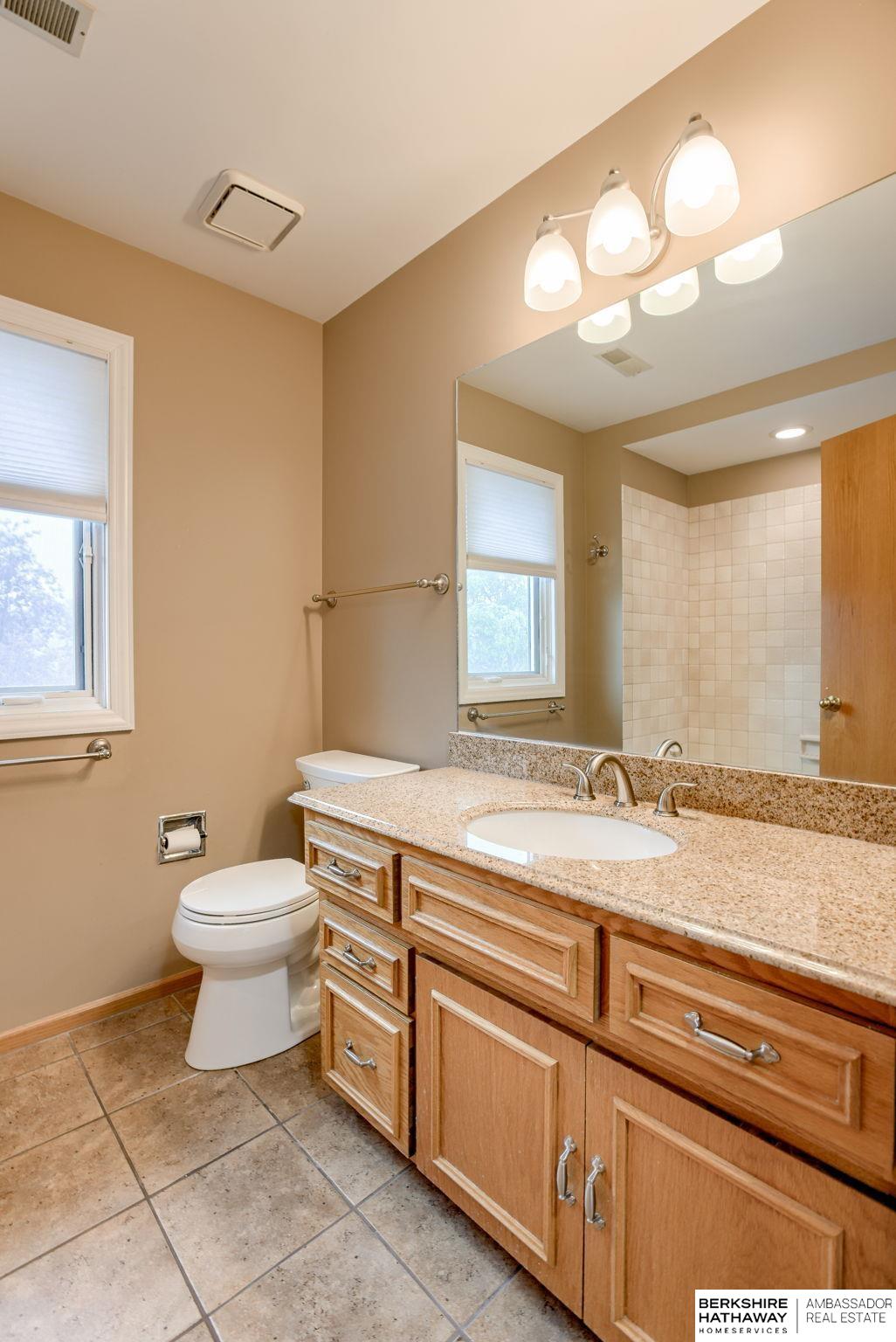 13406 Erskine Street, Omaha, Nebraska image 28