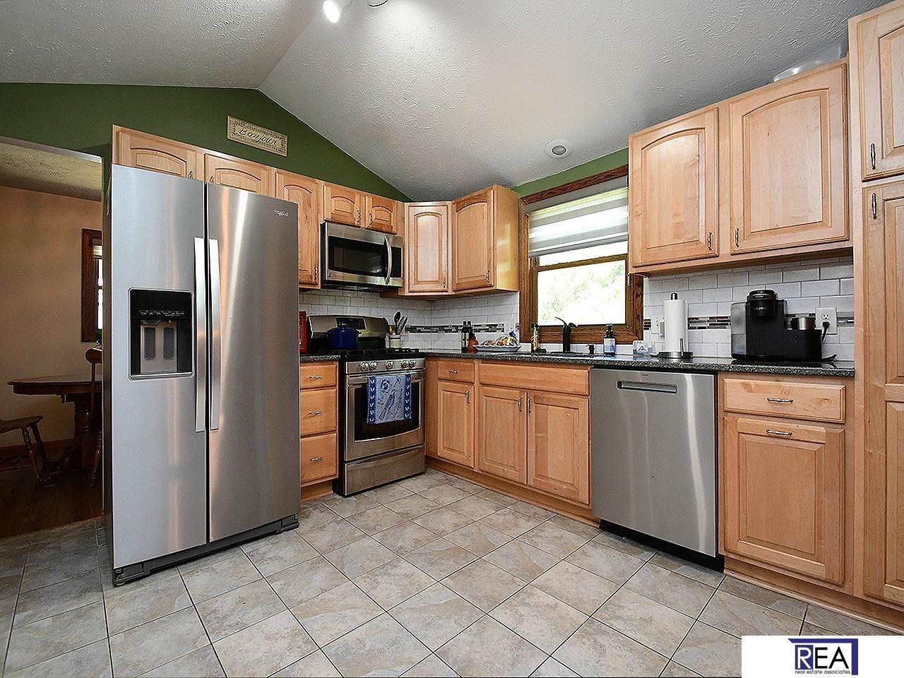 4711 S 102nd Street, Omaha, Nebraska image 6