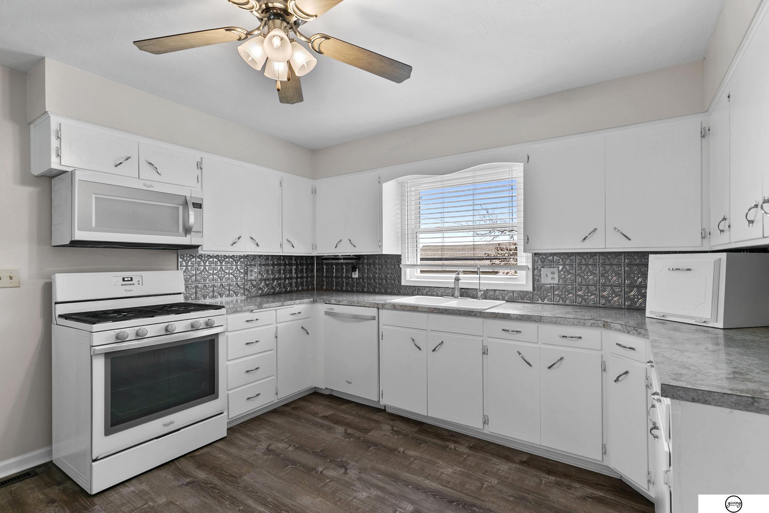 2200 Little Salt Road, Ceresco, Nebraska image 9