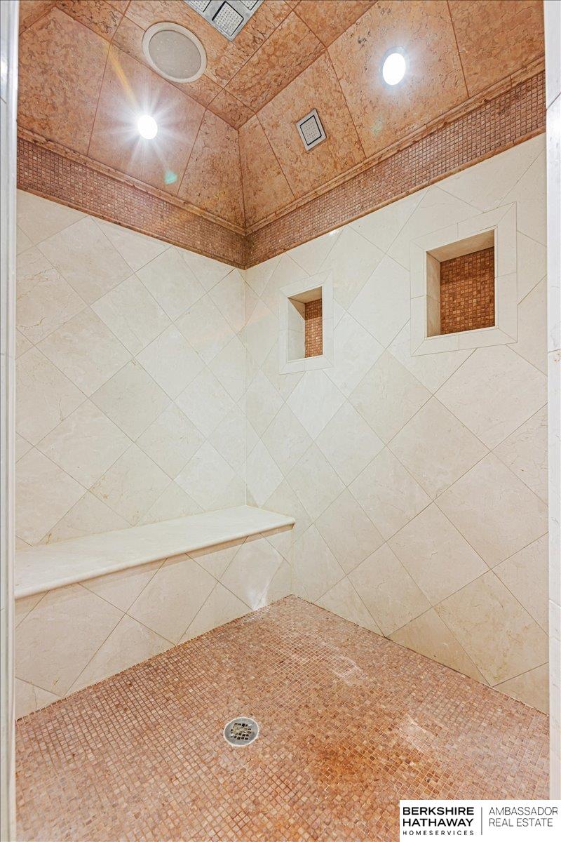 717 Hackberry Road, Omaha, Nebraska image 41
