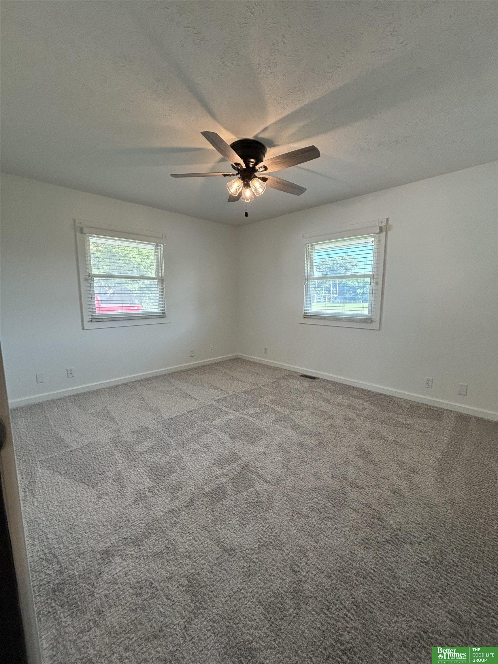20762 Elkhorn Drive, Elkhorn, Nebraska image 12