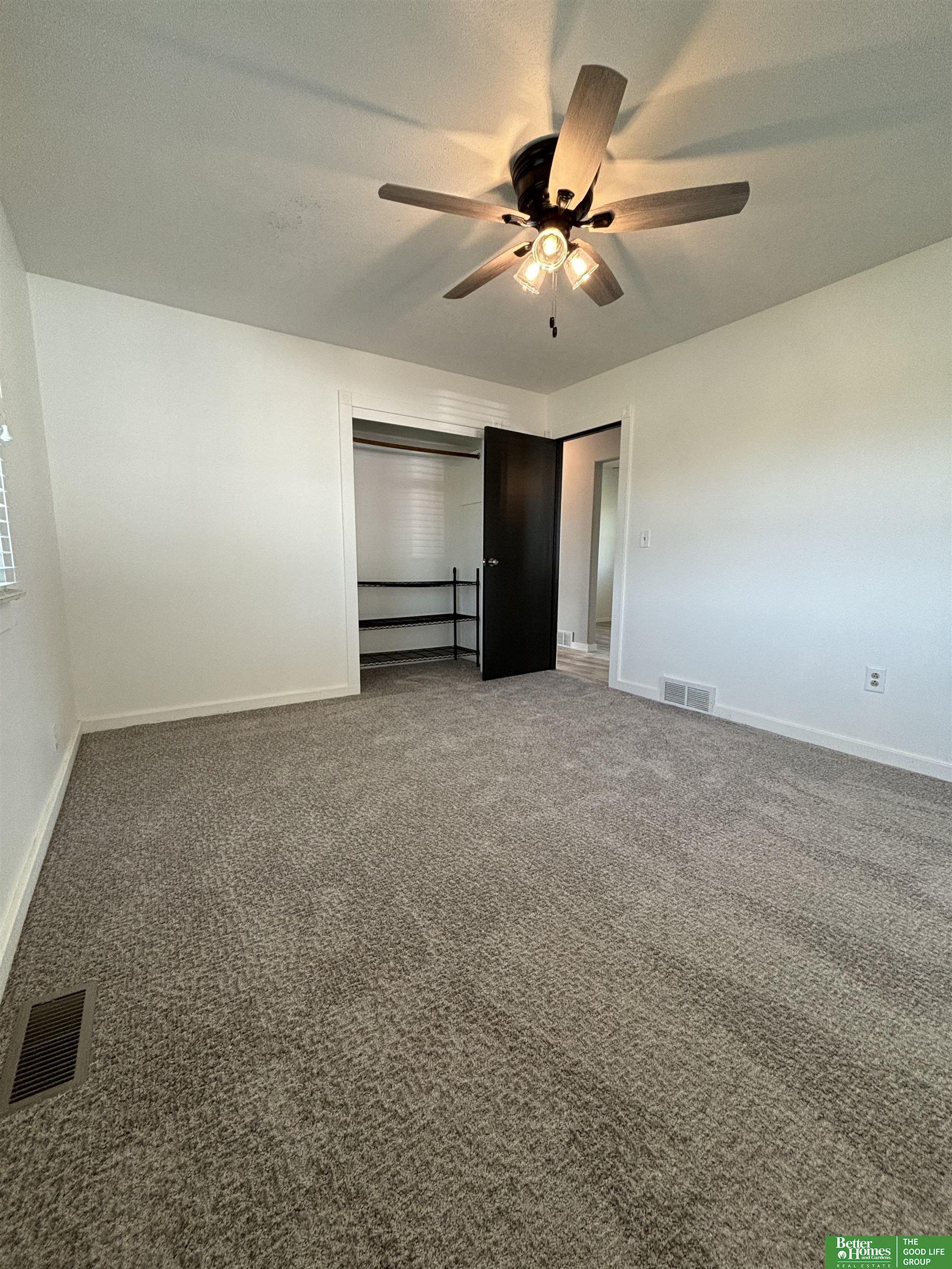 20762 Elkhorn Drive, Elkhorn, Nebraska image 13