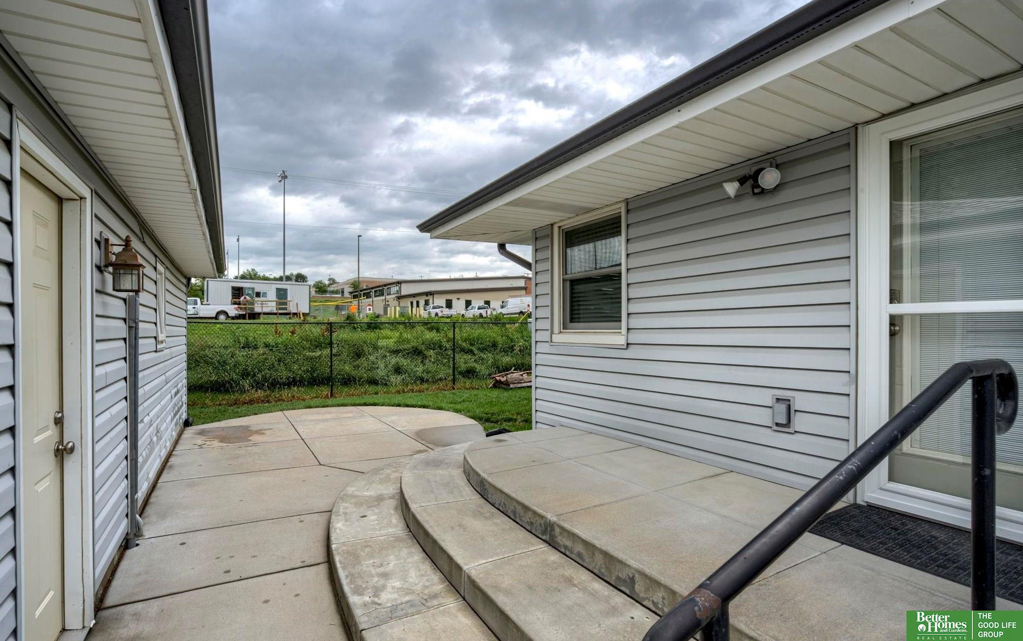 20762 Elkhorn Drive, Elkhorn, Nebraska image 20