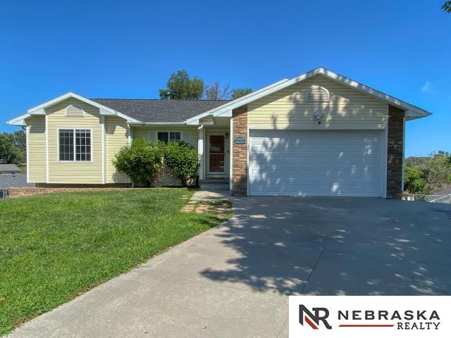 19003 Morrissey Circle, Omaha, Nebraska image 2