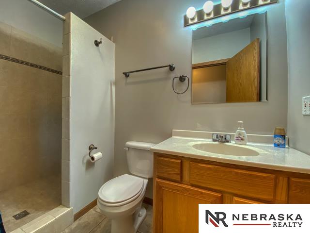 19003 Morrissey Circle, Omaha, Nebraska image 23