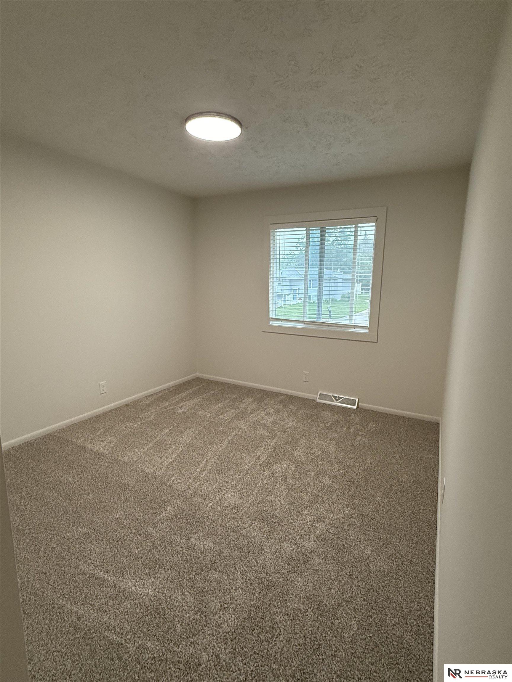 9938 Orchard Circle, Omaha, Nebraska image 7