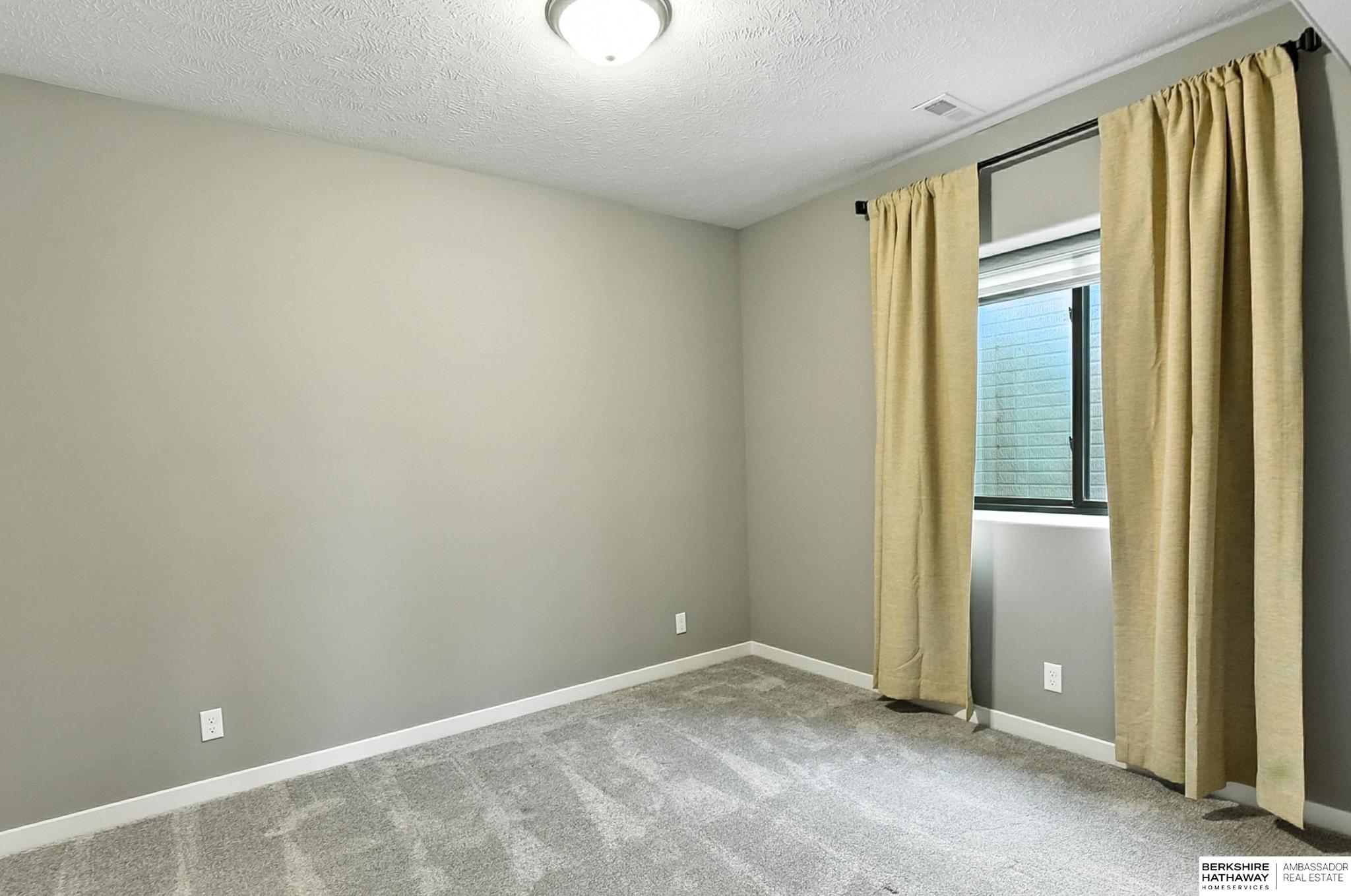 10006 S 188th Street, Omaha, Nebraska image 36