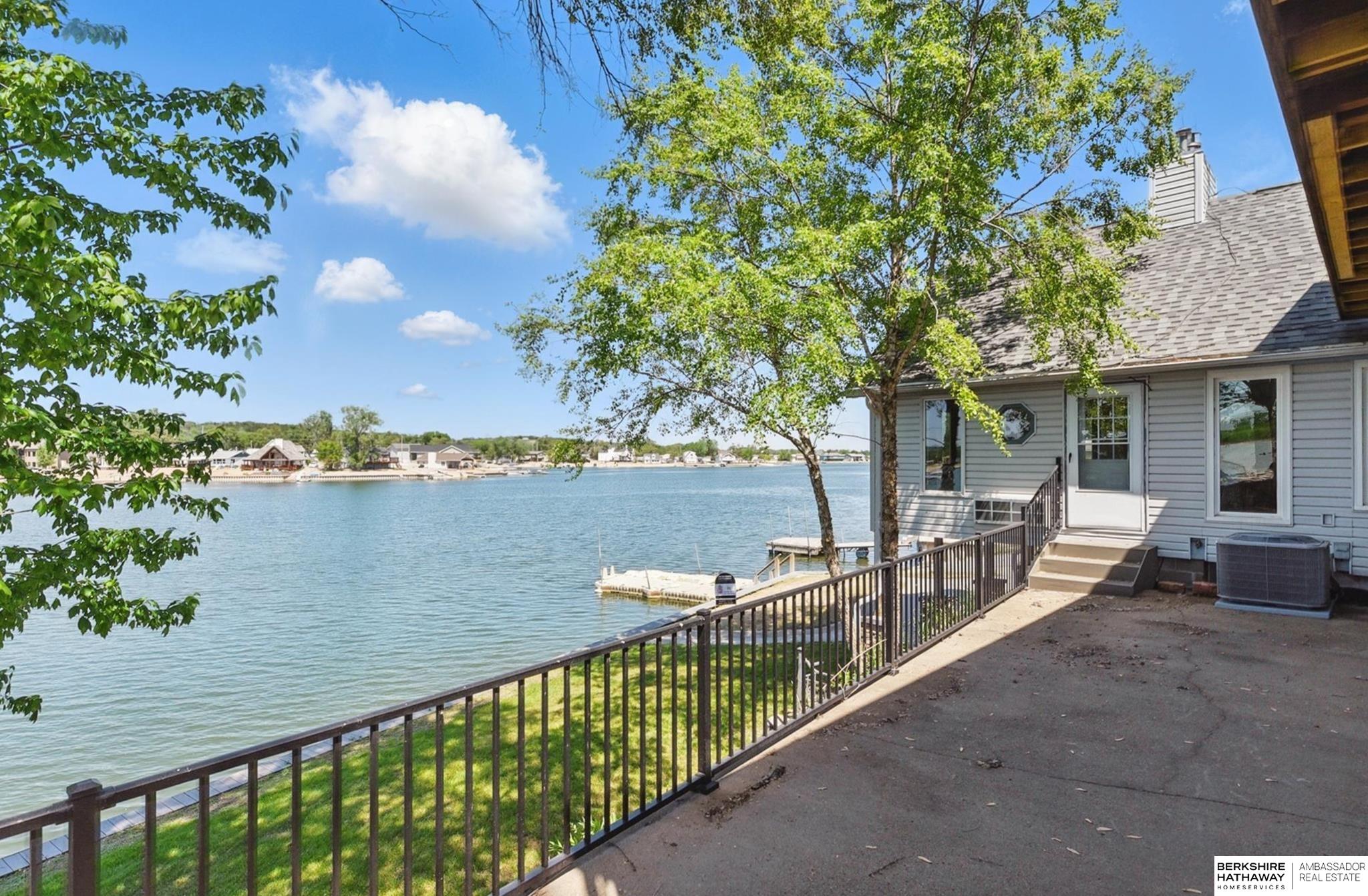 2618 Platte River Drive, Bellevue, Nebraska image 2