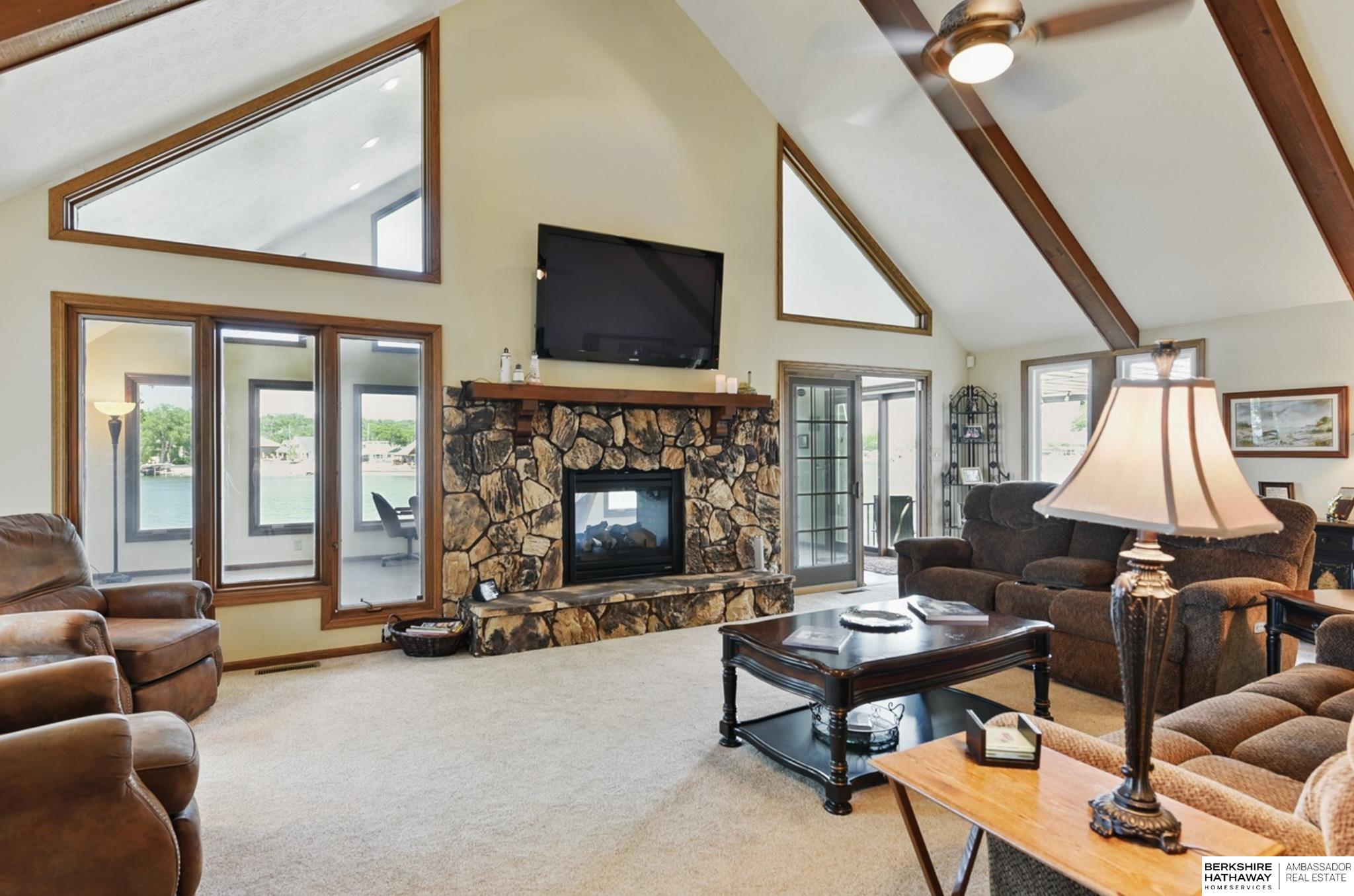 2618 Platte River Drive, Bellevue, Nebraska image 32