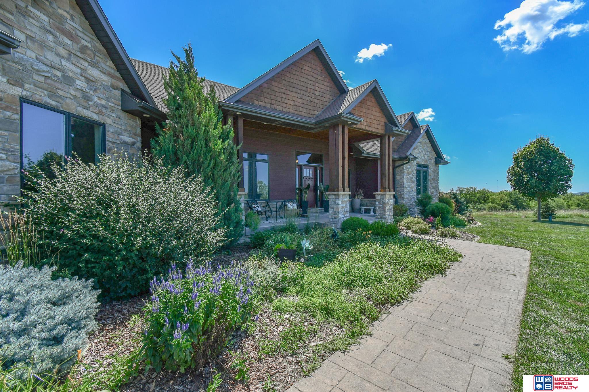 460 Darby Lane, Syracuse, Nebraska image 2