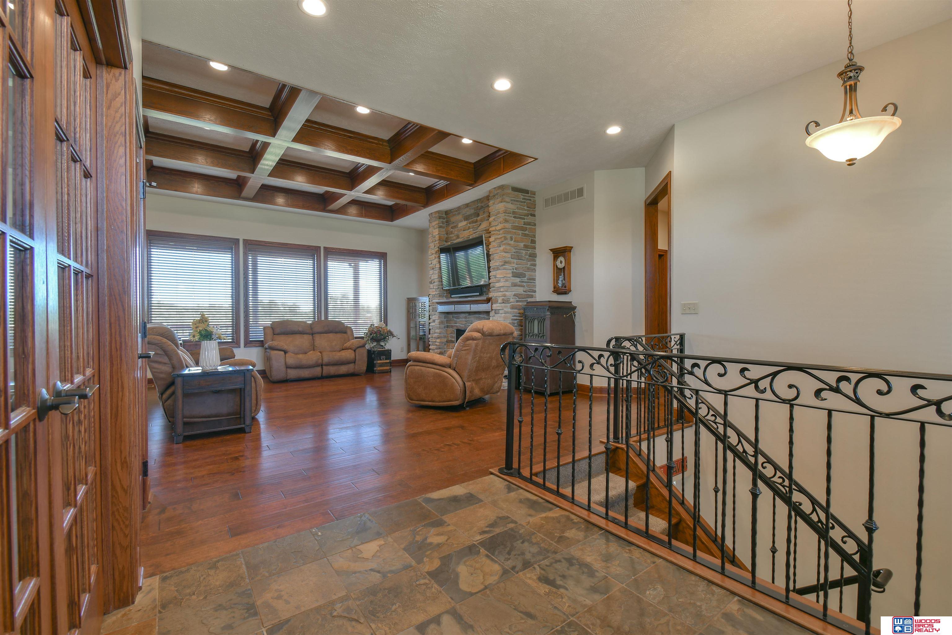 460 Darby Lane, Syracuse, Nebraska image 5