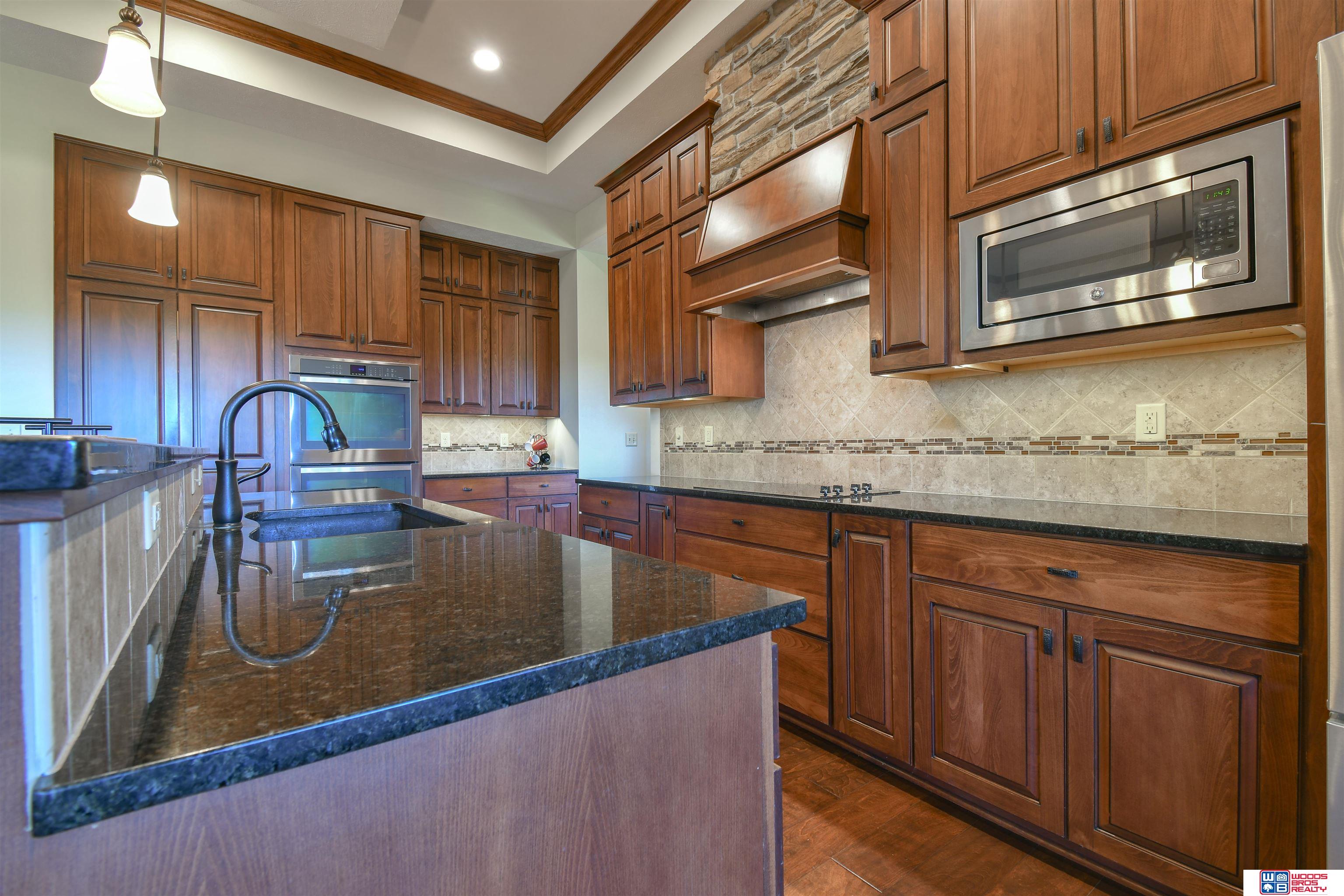 460 Darby Lane, Syracuse, Nebraska image 8