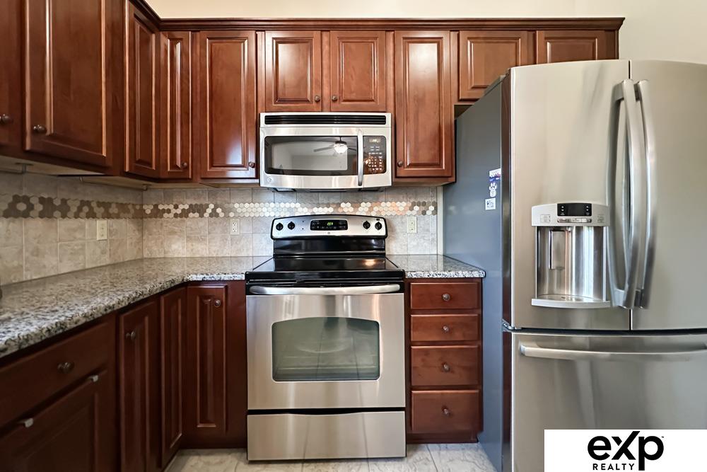 2611 N 189th Street, Elkhorn, Nebraska image 16
