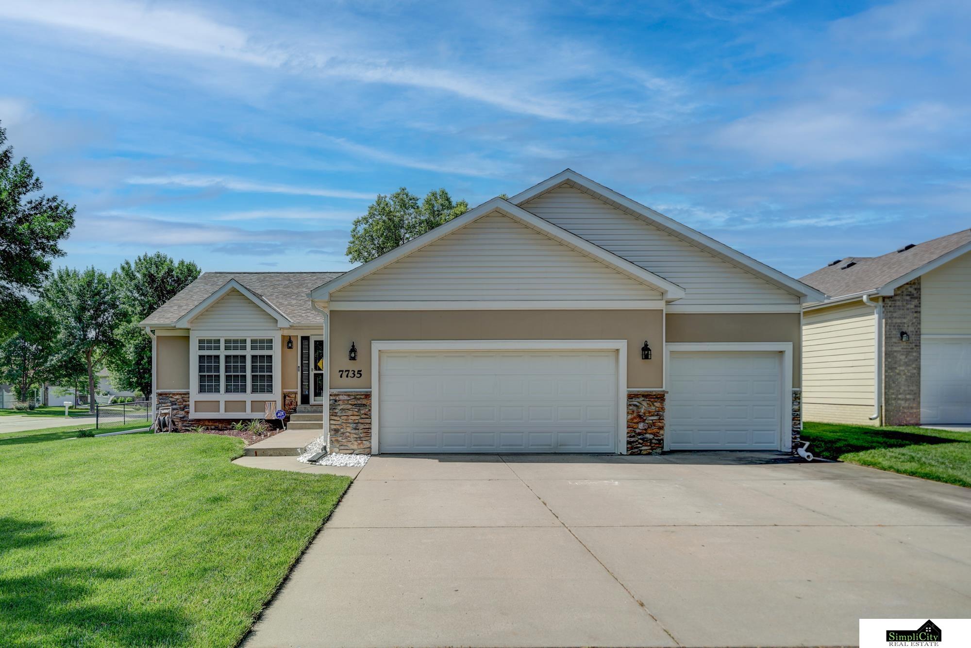 7735 S 34th Street Court, Lincoln, Nebraska image 1