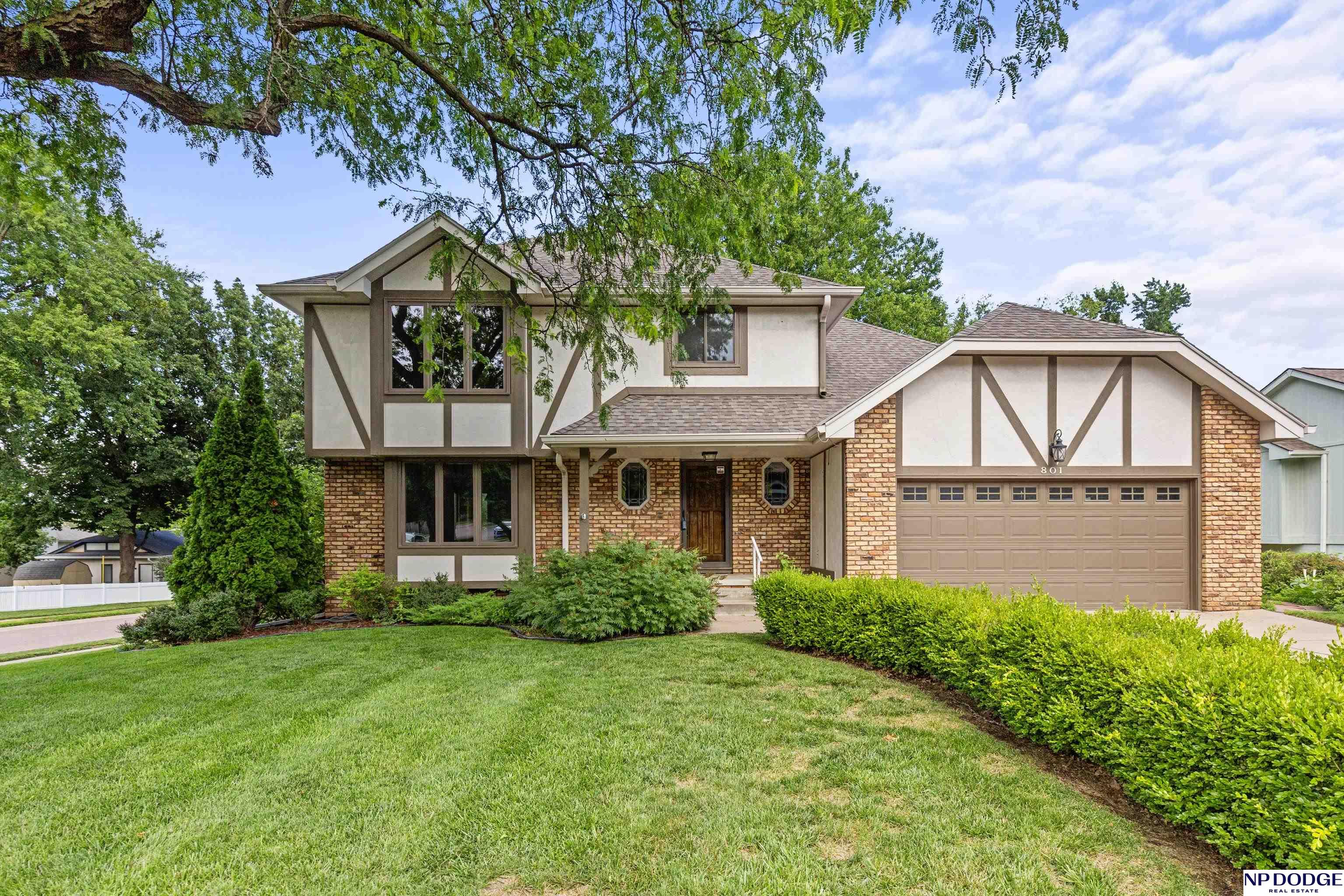 801 S Taylor Street, Papillion, Nebraska image 1