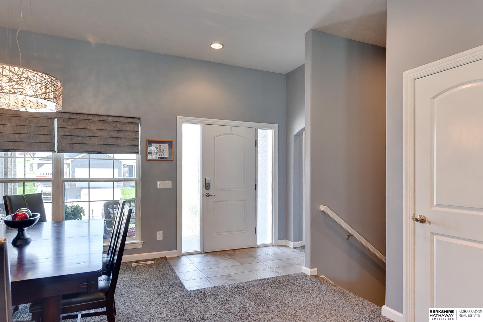 9407 S 71st Avenue, Papillion, Nebraska image 5