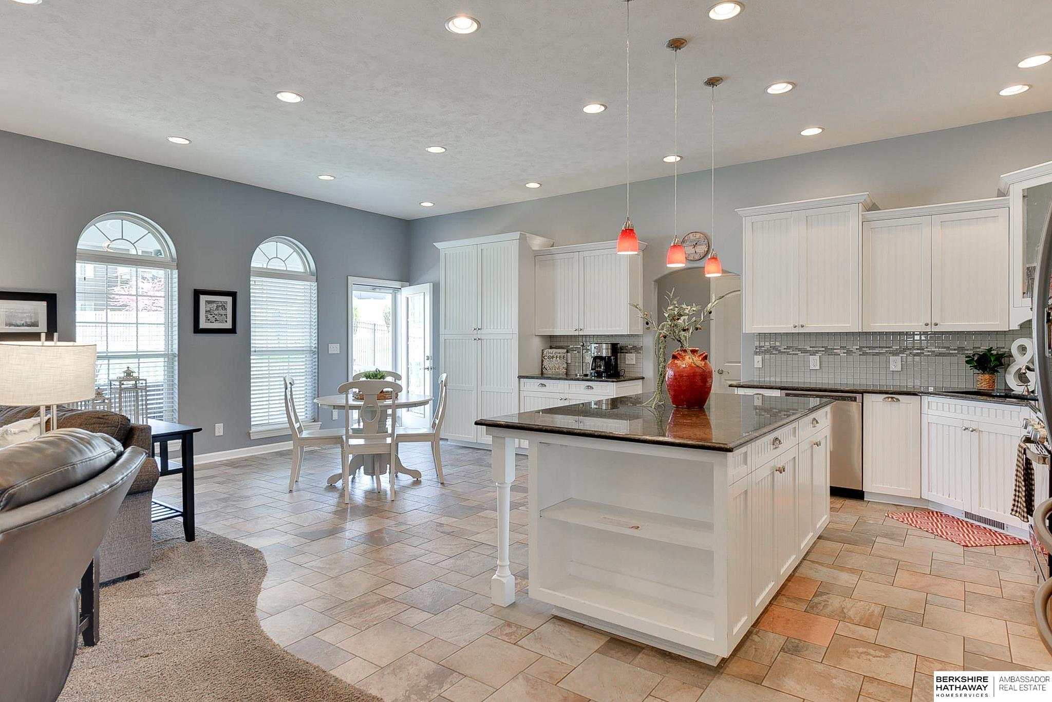 9407 S 71st Avenue, Papillion, Nebraska image 8