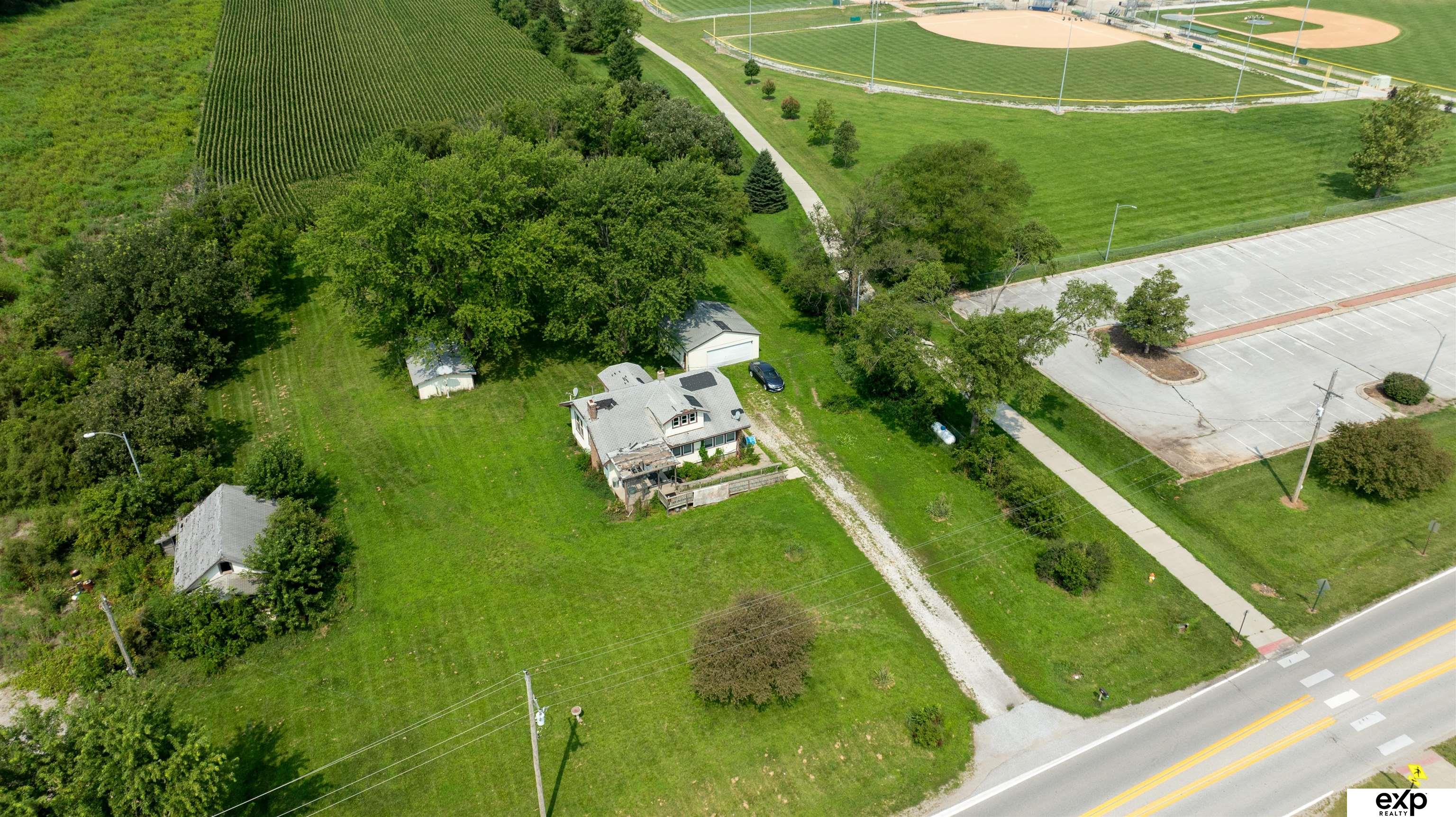 7606 S 66th Street, La Vista, Nebraska image 4