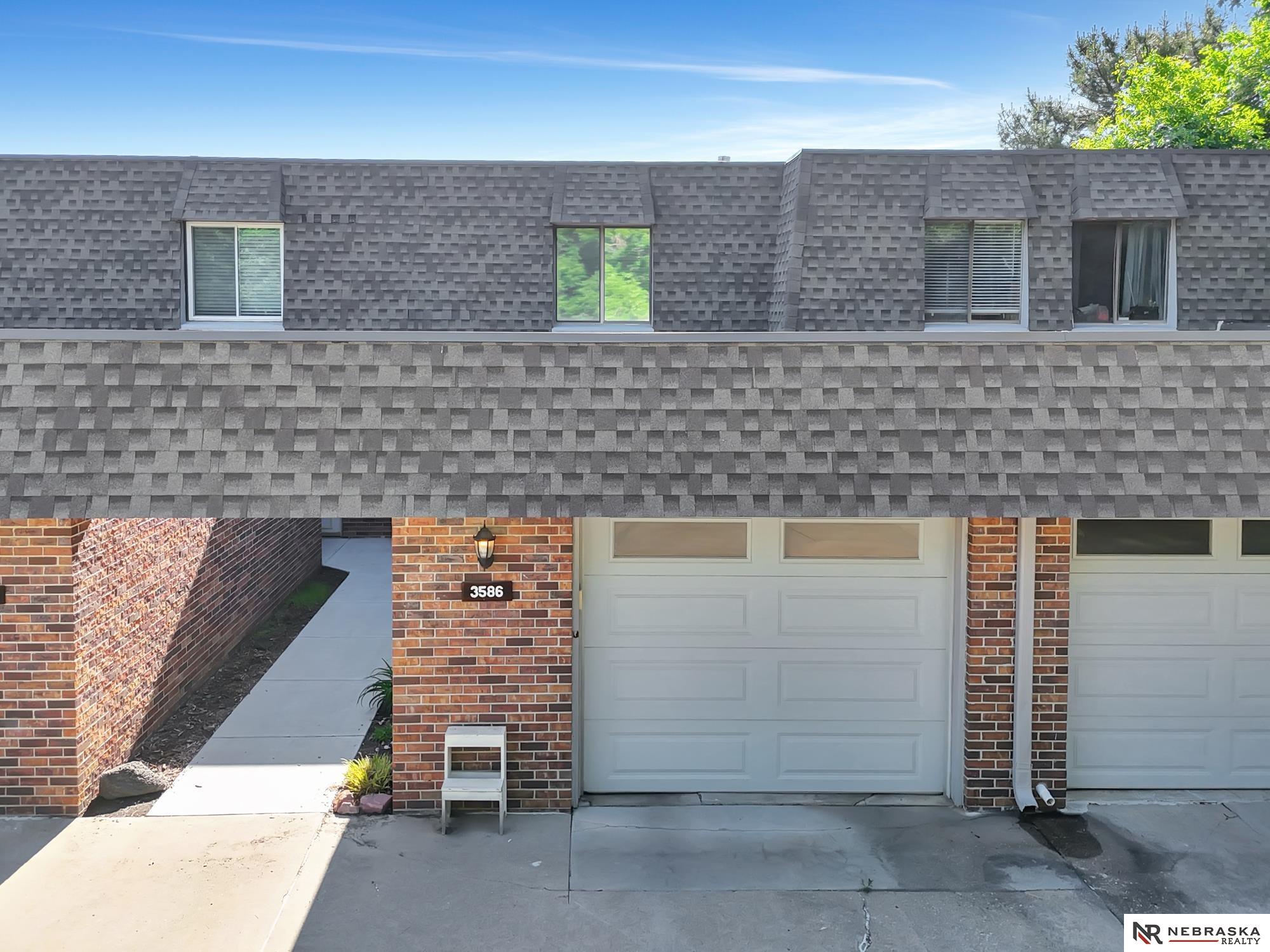 3586 Neerpark Drive, Lincoln, Nebraska image 3