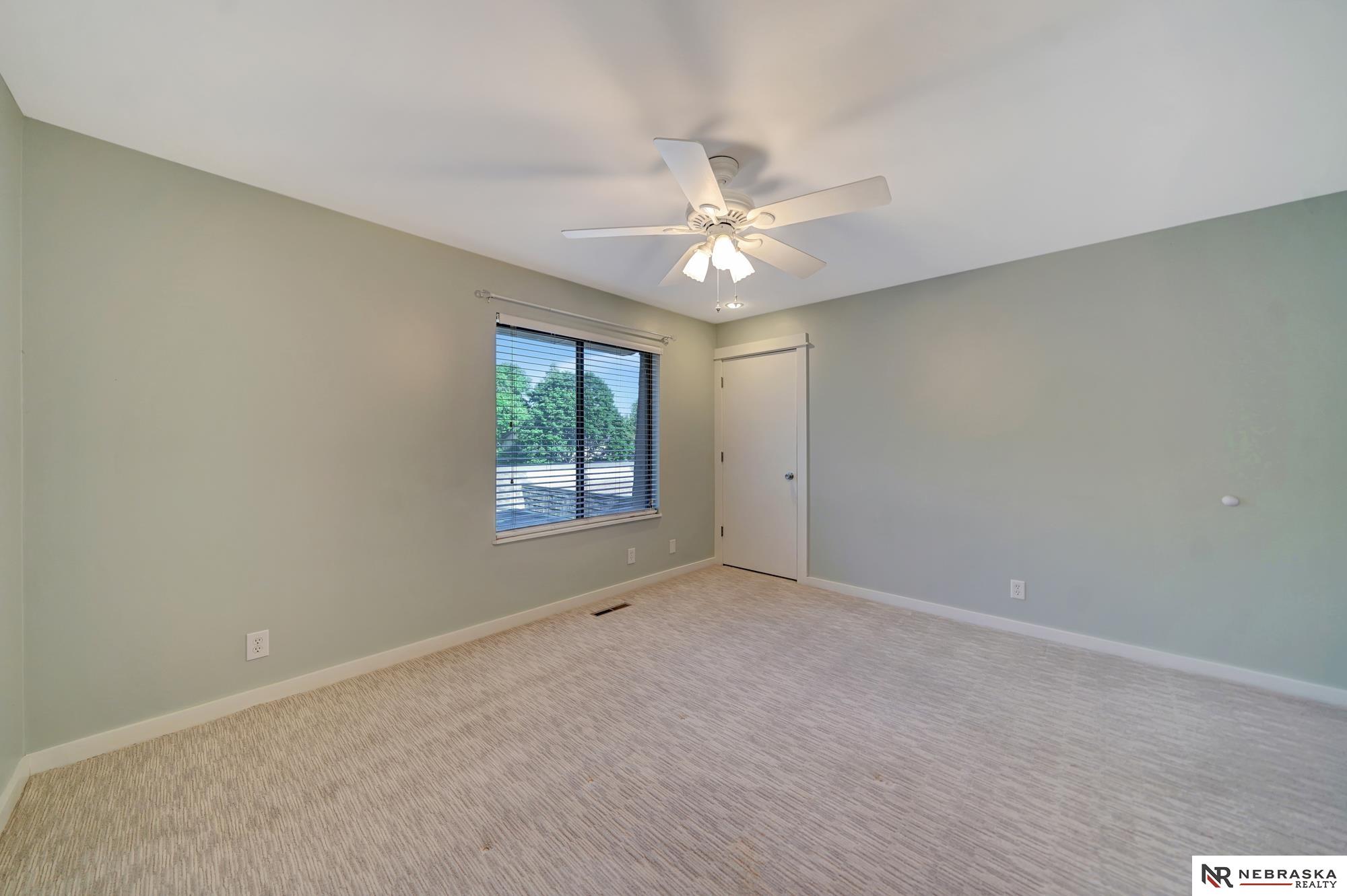 3586 Neerpark Drive, Lincoln, Nebraska image 25