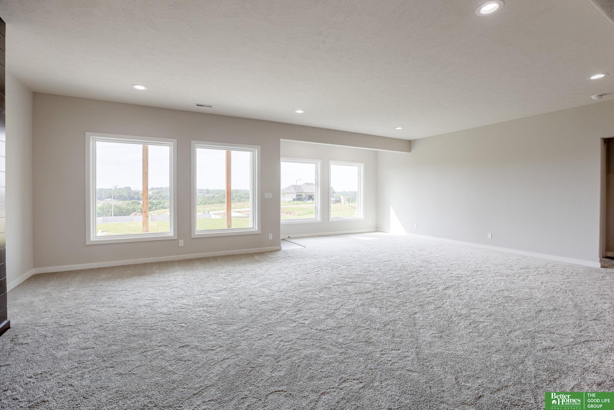 5807 N 197th Street, Elkhorn, Nebraska image 35