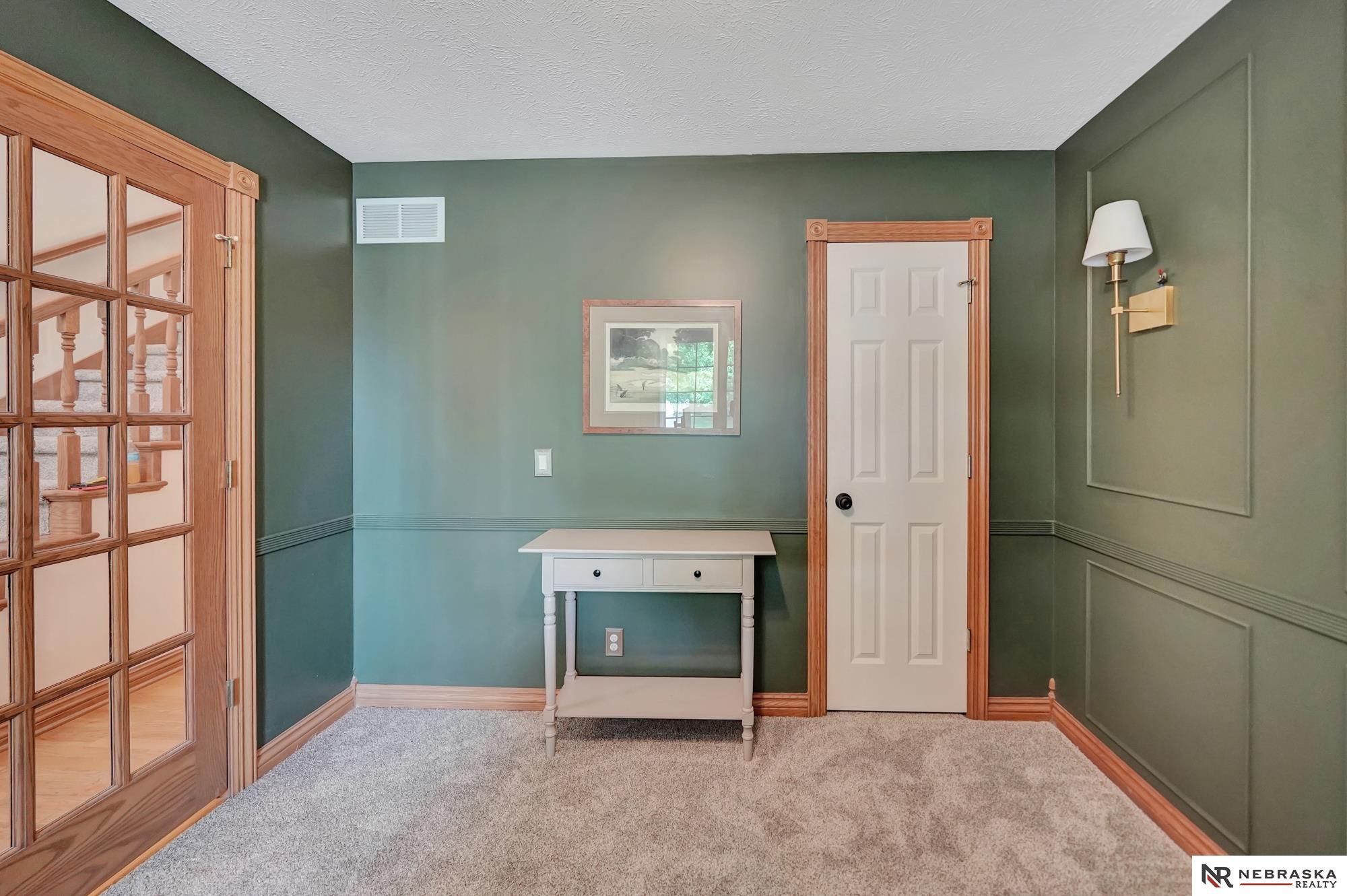 5820 S 88th Street, Lincoln, Nebraska image 25