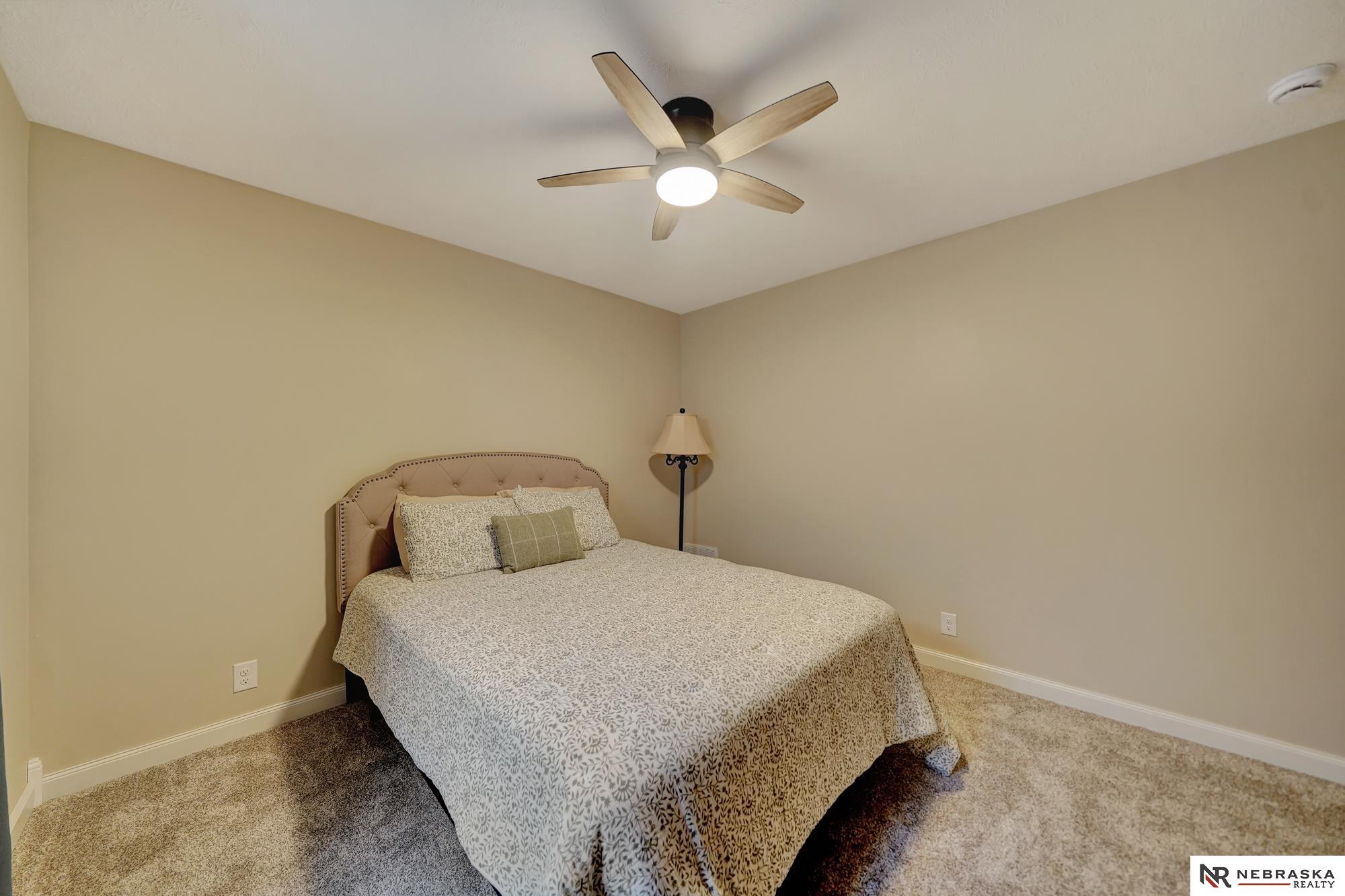 5820 S 88th Street, Lincoln, Nebraska image 43