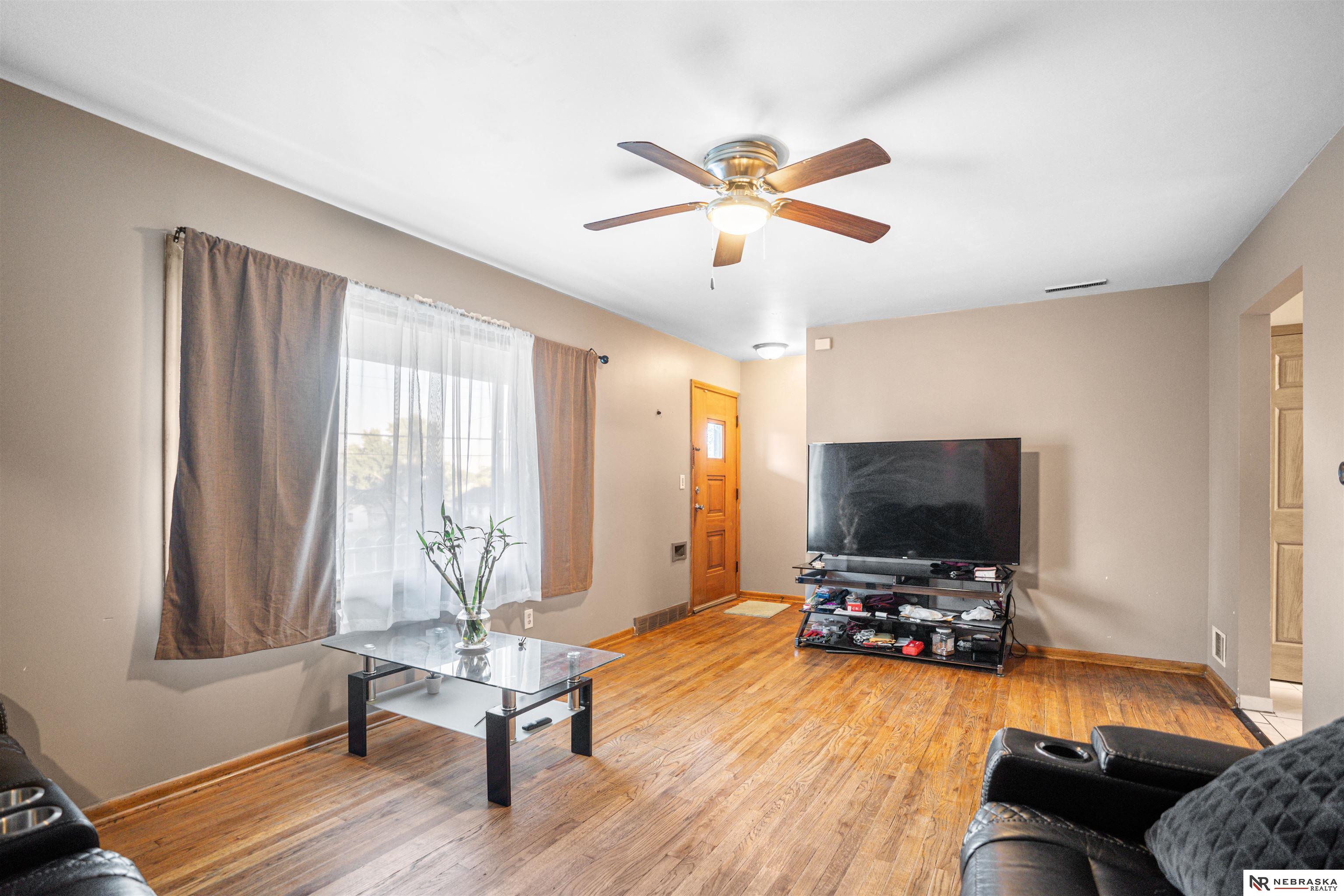 3256 S 40th Street, Omaha, Nebraska image 11