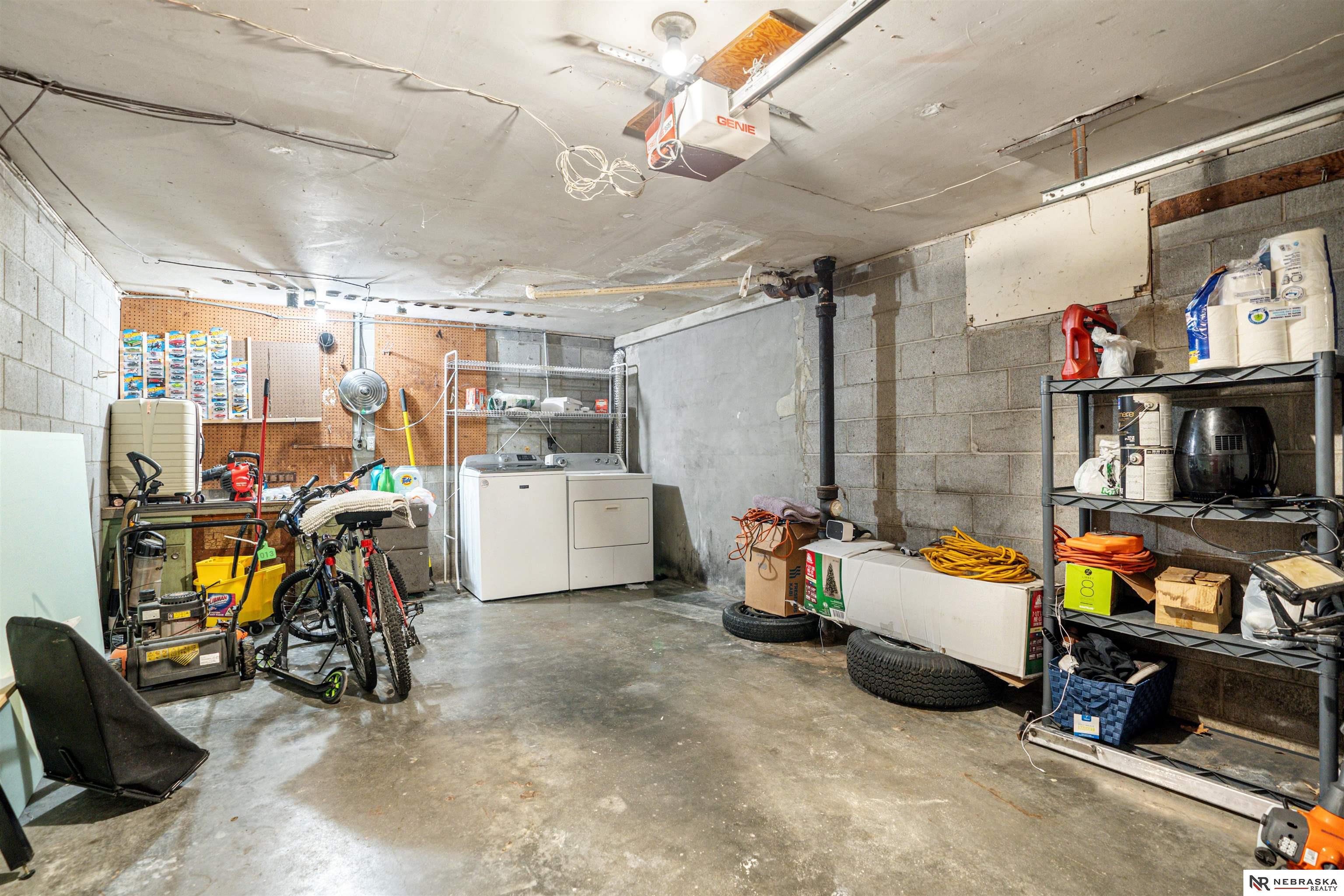 3256 S 40th Street, Omaha, Nebraska image 29