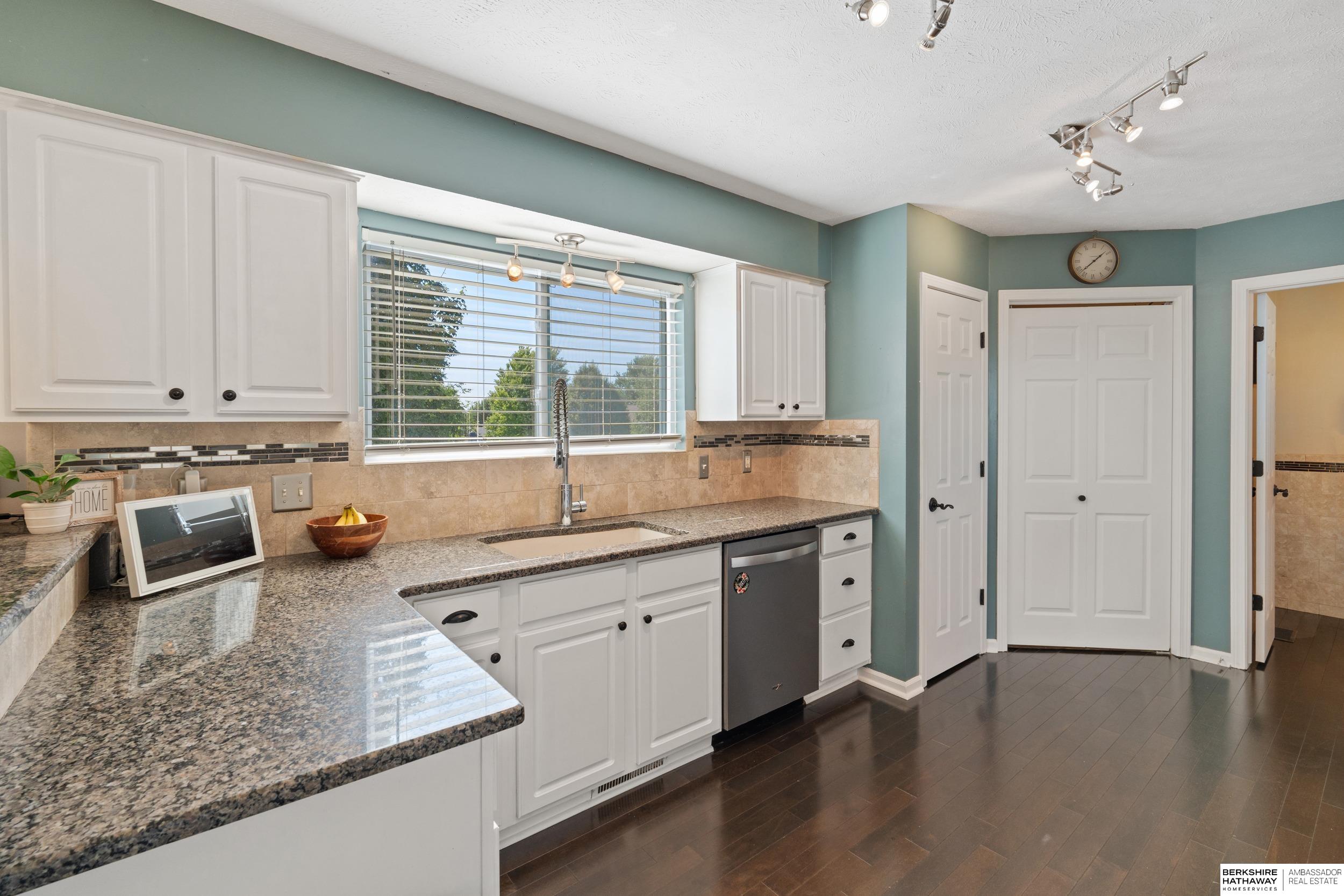 8214 N 153rd Avenue, Bennington, Nebraska image 3