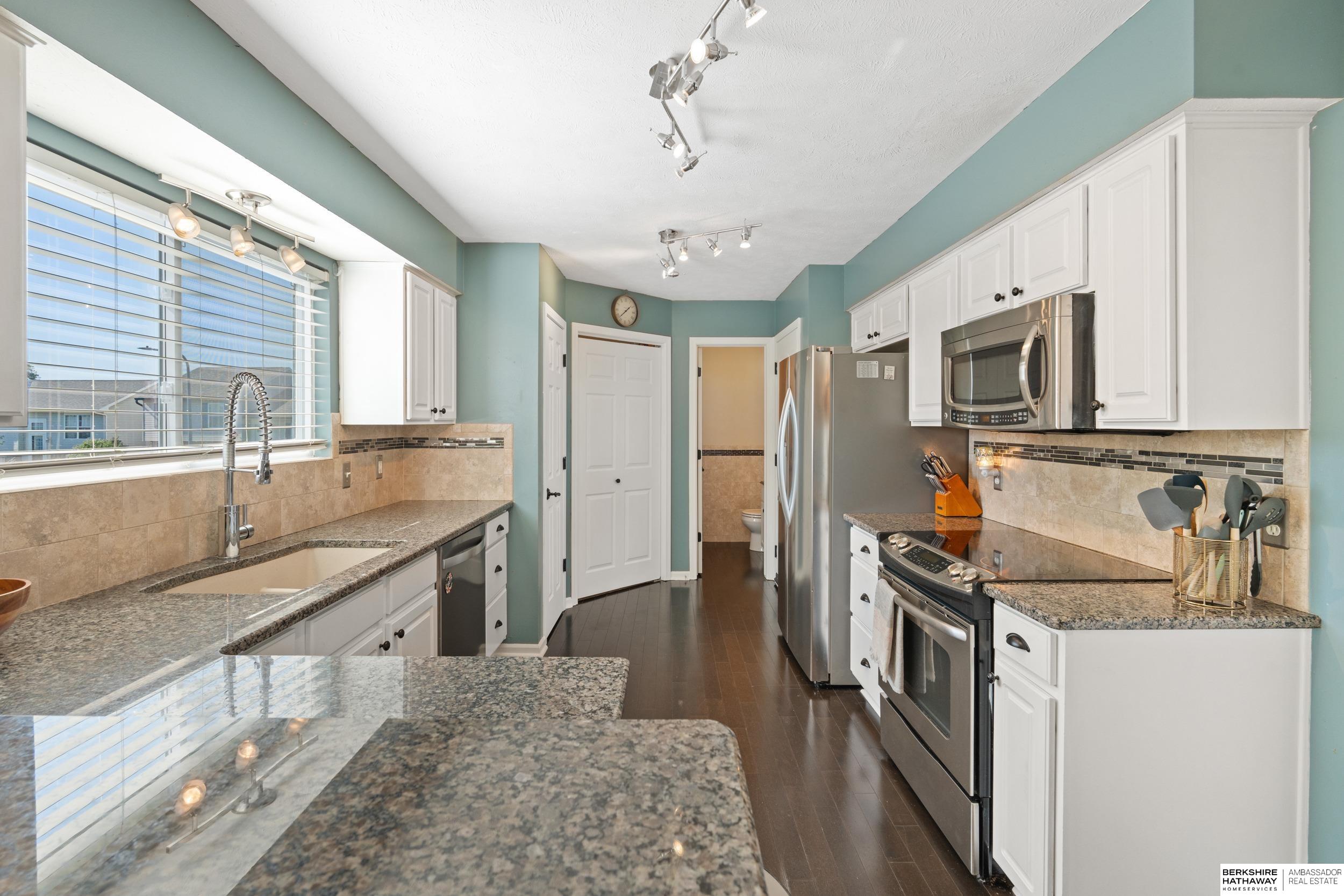 8214 N 153rd Avenue, Bennington, Nebraska image 4