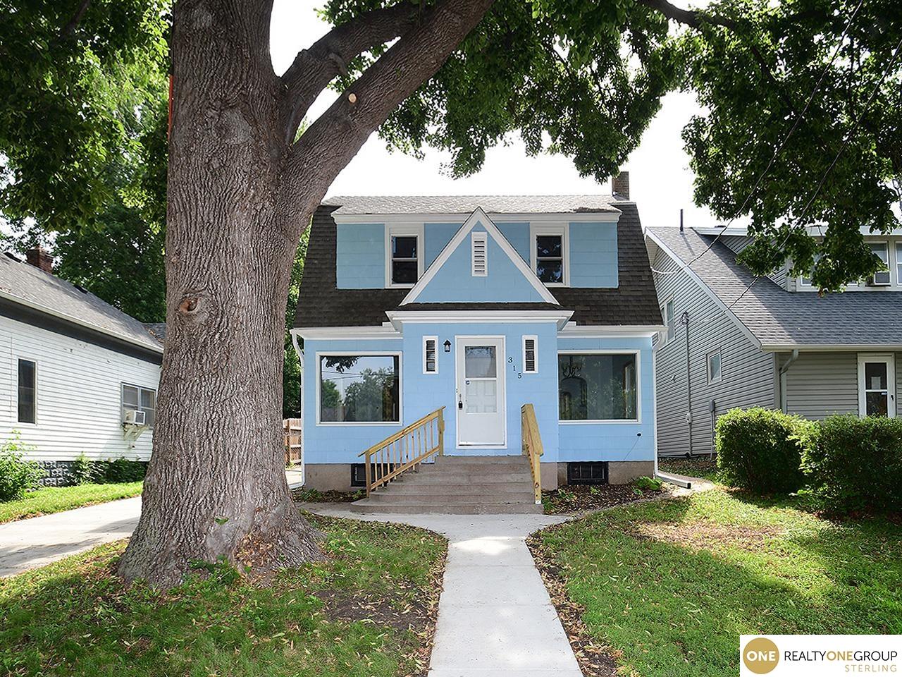 315 S Gates Street, Oakland, Iowa image 1