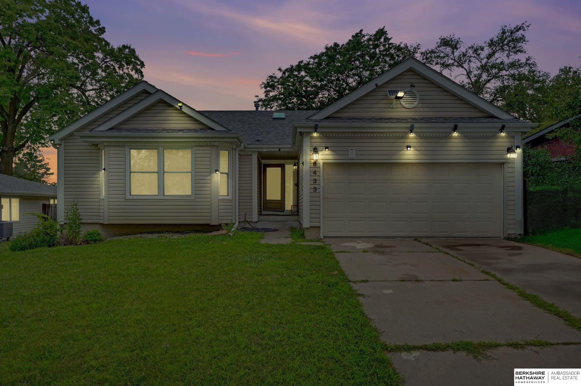 6433 Thunderbird Circle, Lincoln, Nebraska image 1