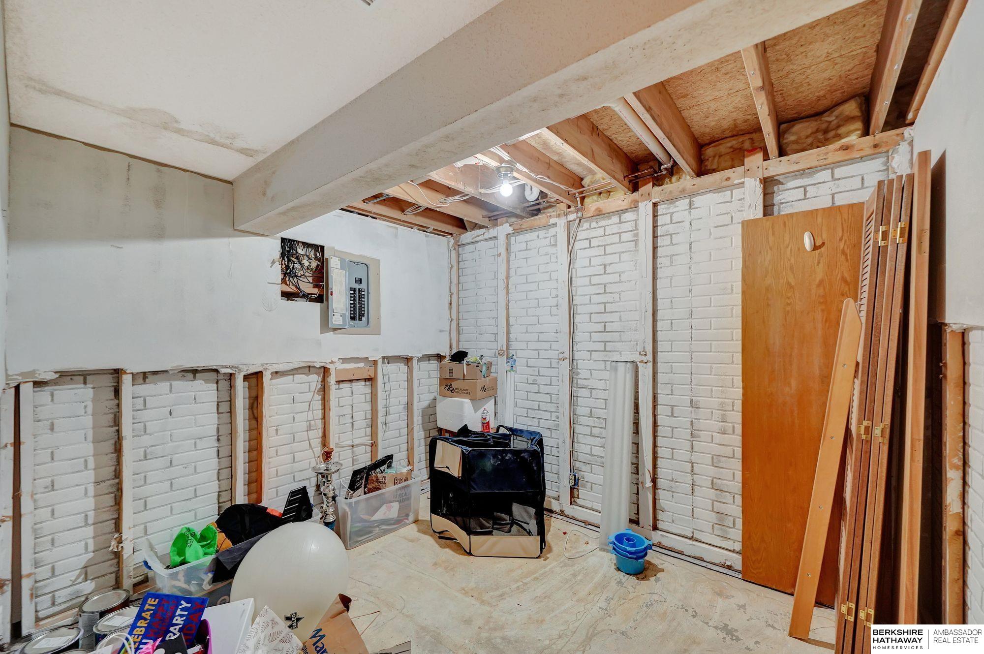 6433 Thunderbird Circle, Lincoln, Nebraska image 30