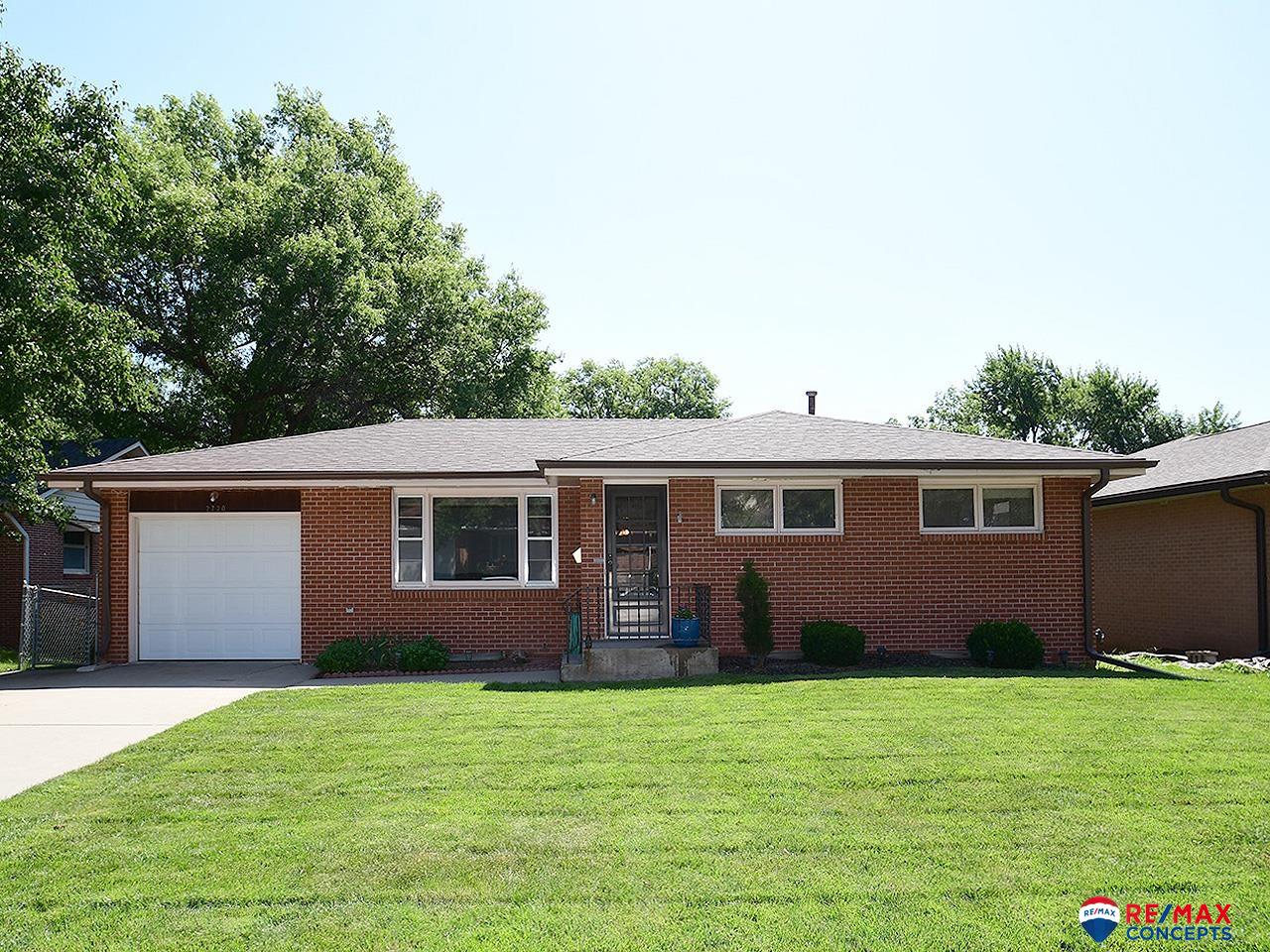 2720 S 39th Street, Lincoln, Nebraska image 1