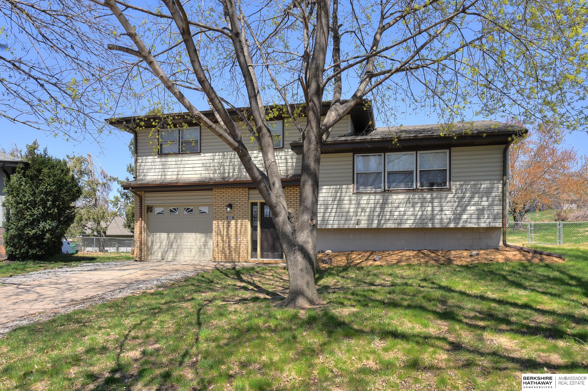 6505 S 154th Street, Omaha
