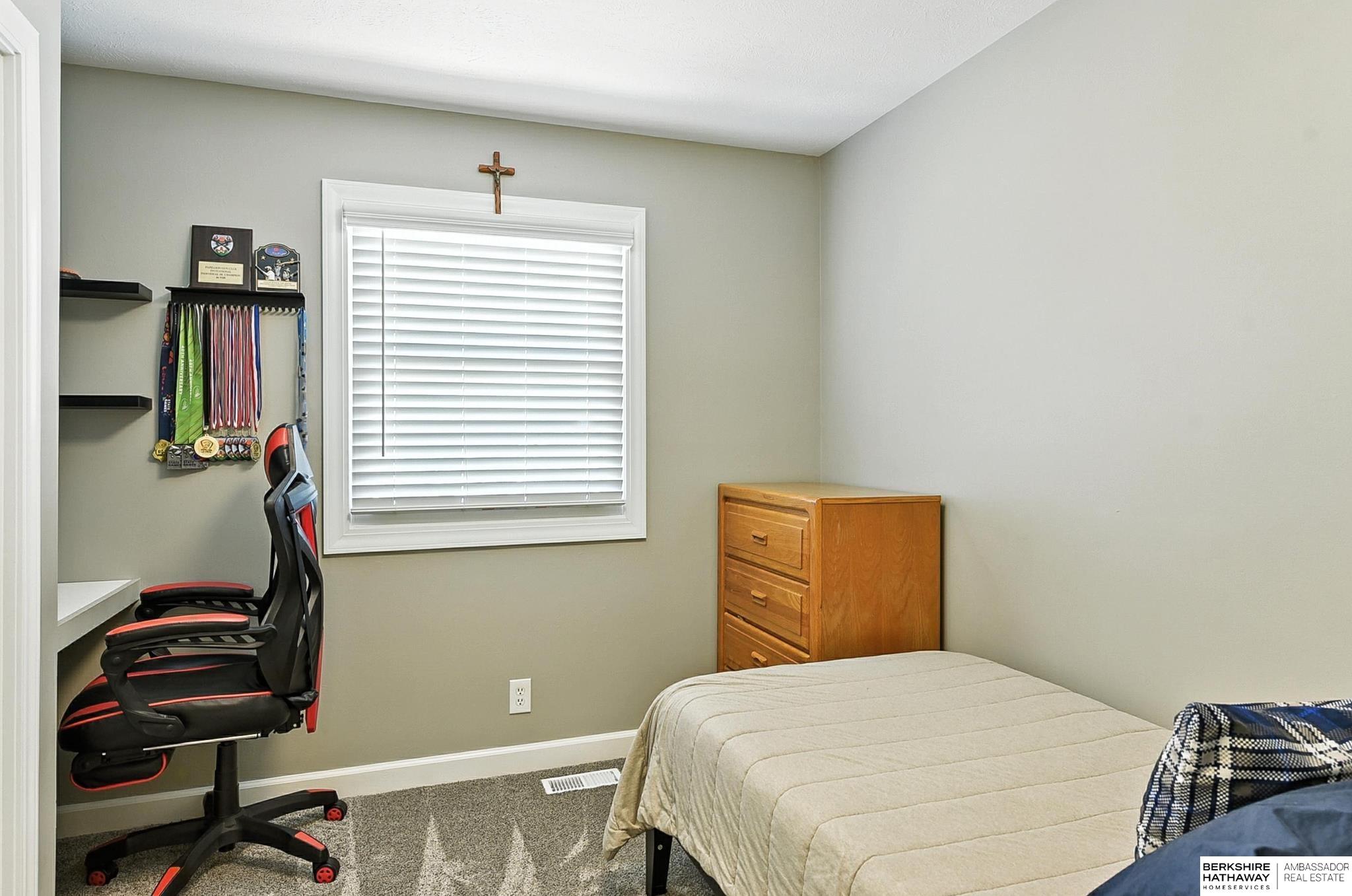 603 Cedardale Road, Papillion, Nebraska image 13