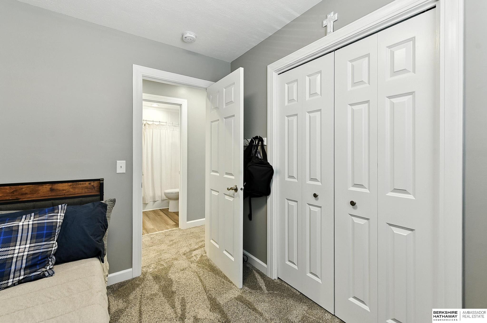 603 Cedardale Road, Papillion, Nebraska image 14