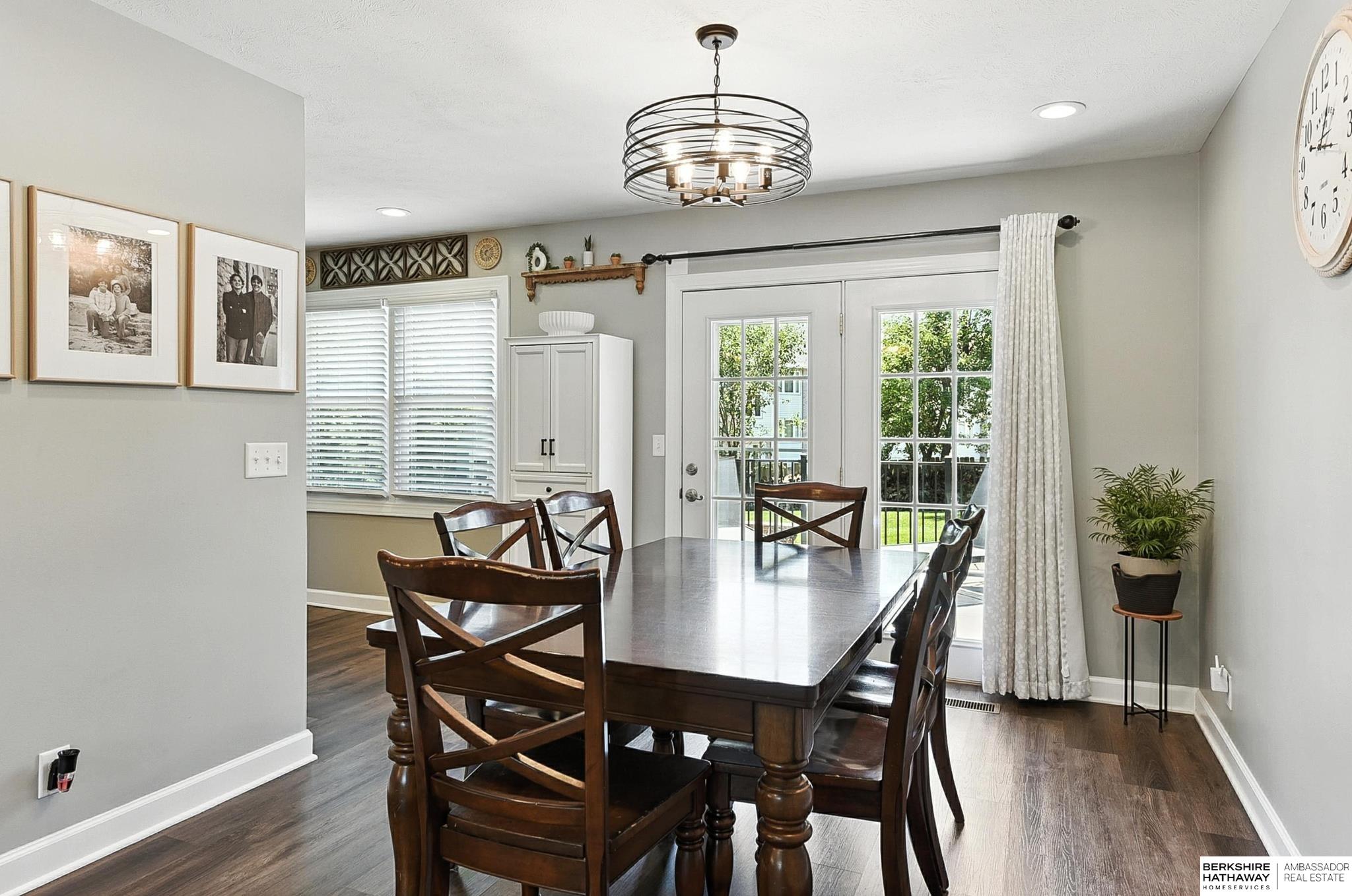 603 Cedardale Road, Papillion, Nebraska image 3