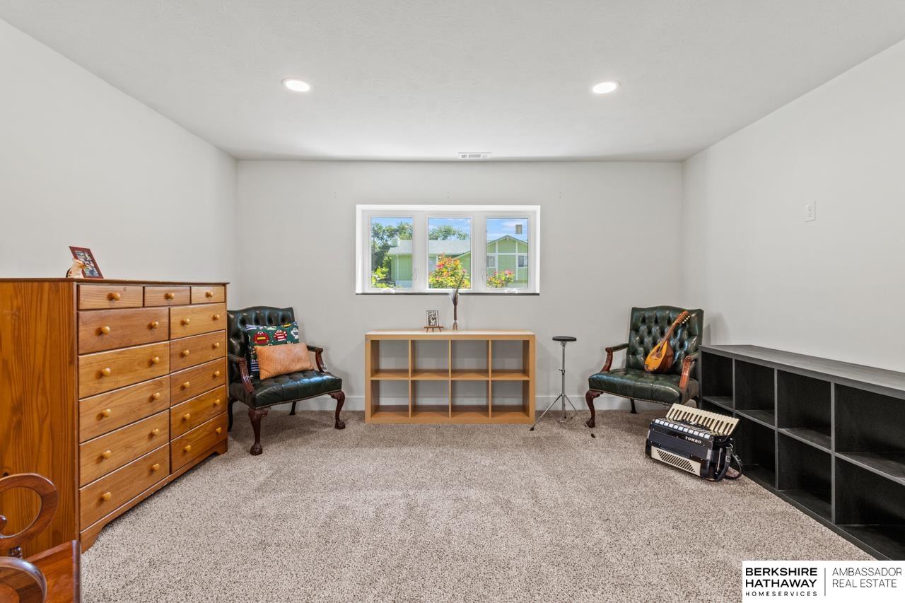 7402 S 53 Street, Bellevue, Nebraska image 23