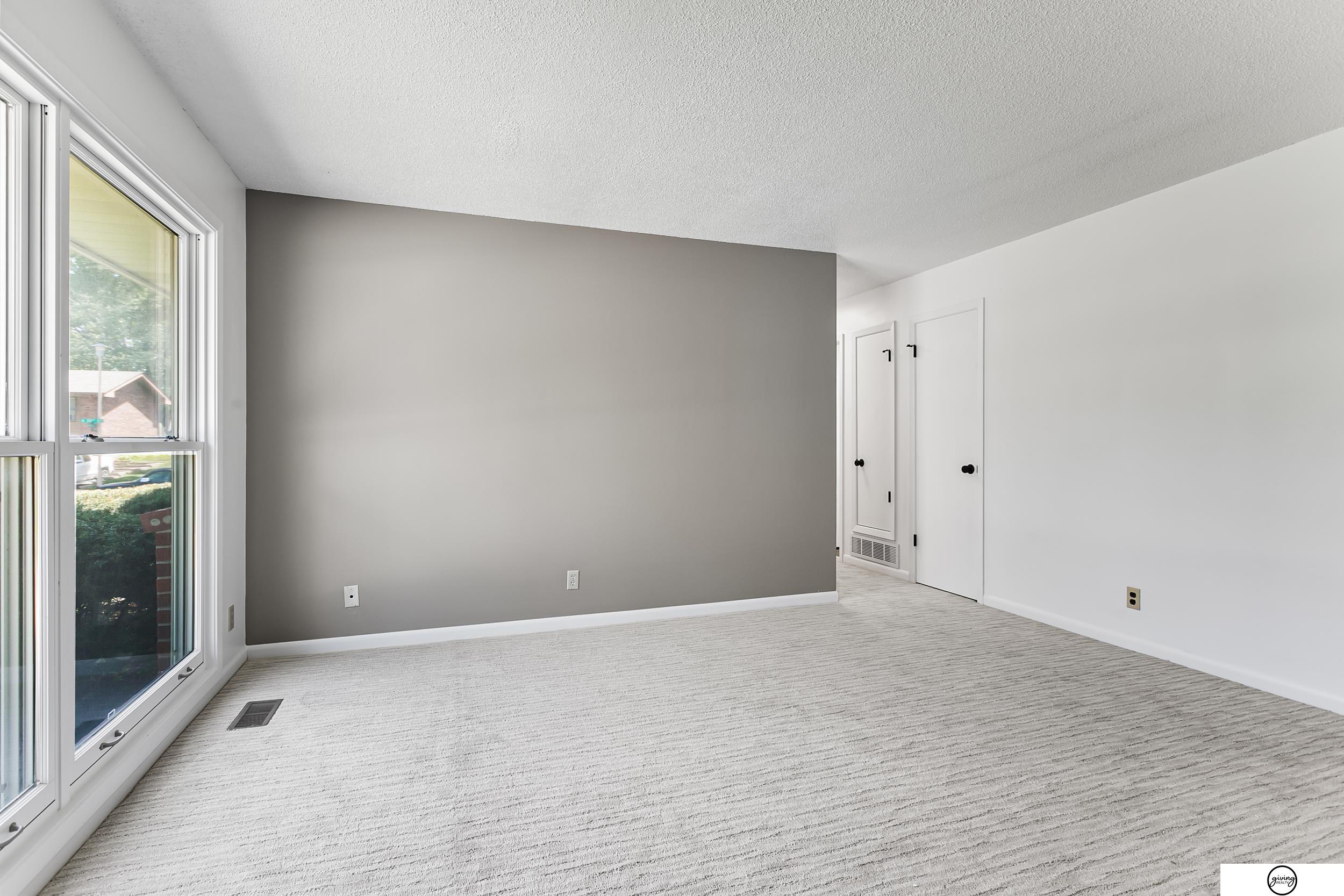 1951 Montclair Drive, Lincoln, Nebraska image 3