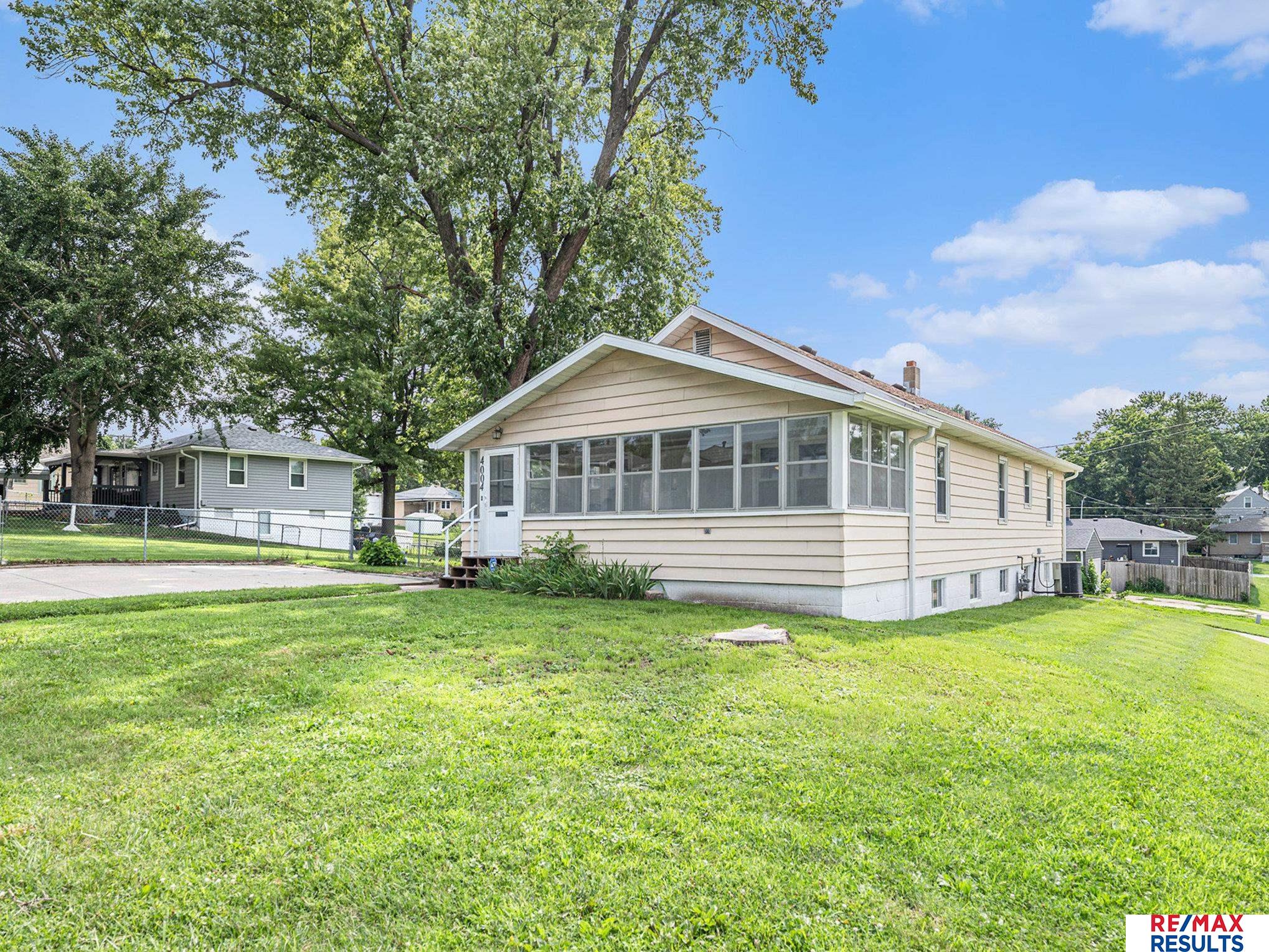 4004 S 39th Street, Omaha, Nebraska image 2