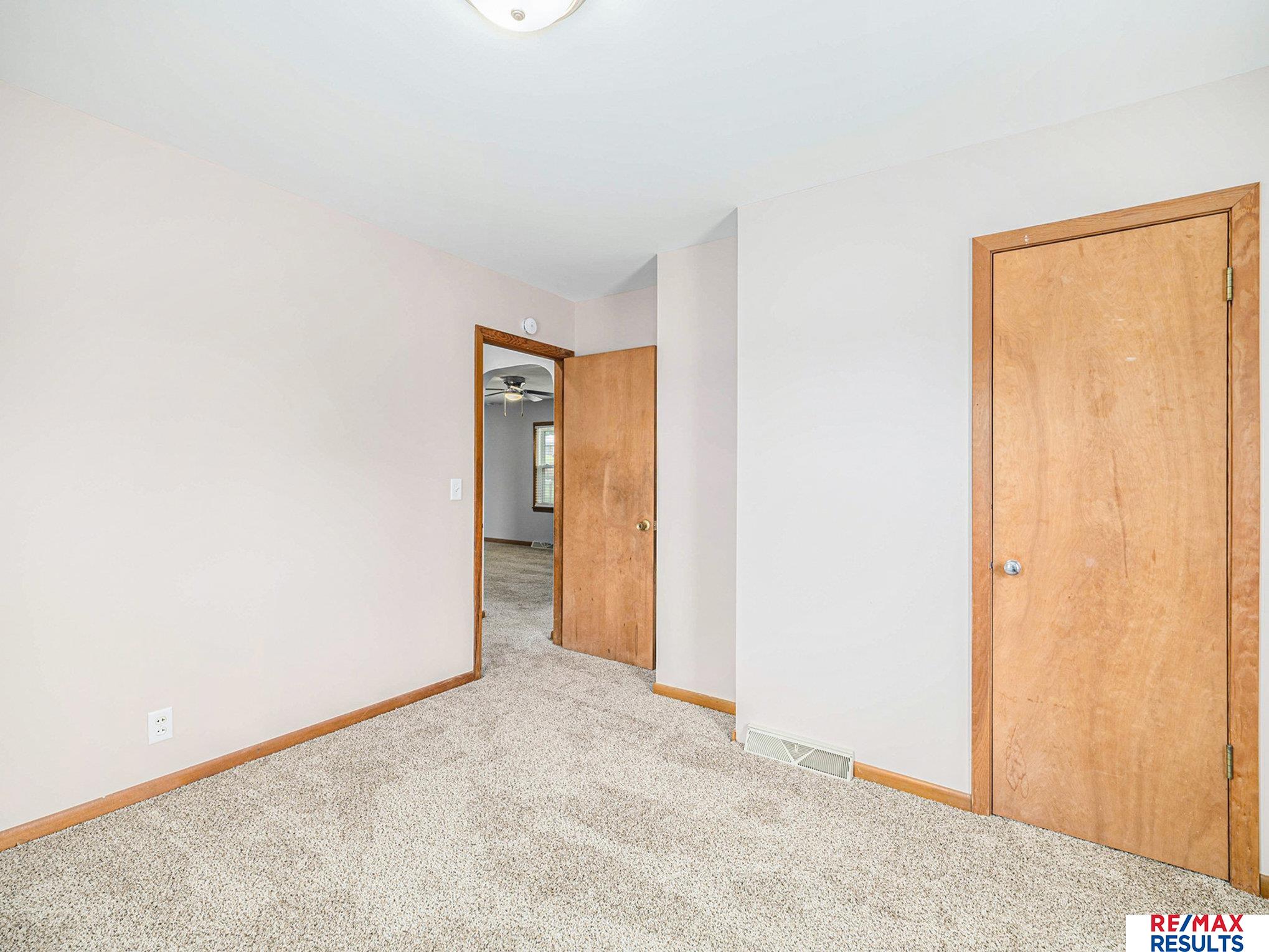 4004 S 39th Street, Omaha, Nebraska image 14
