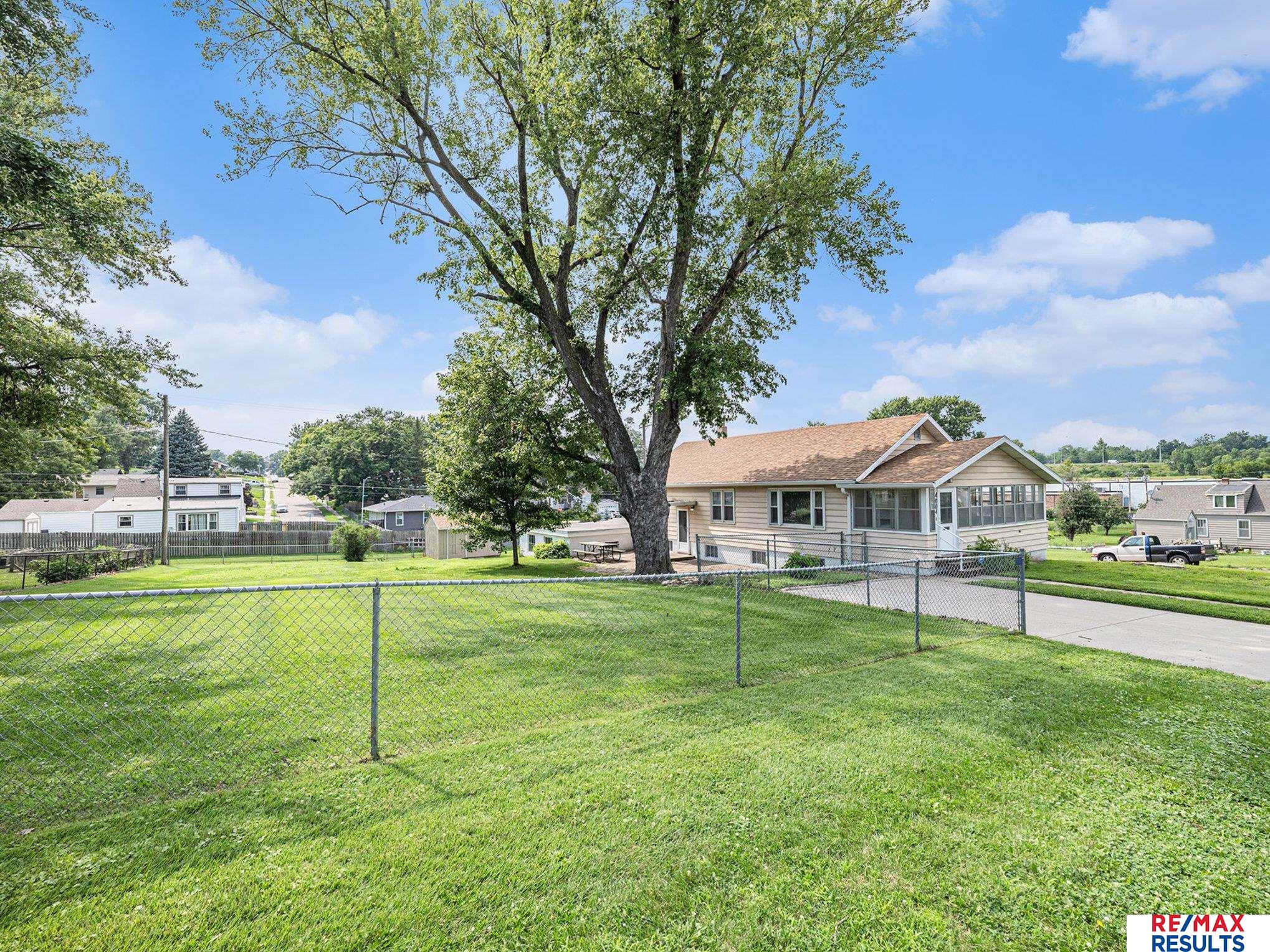 4004 S 39th Street, Omaha, Nebraska image 3