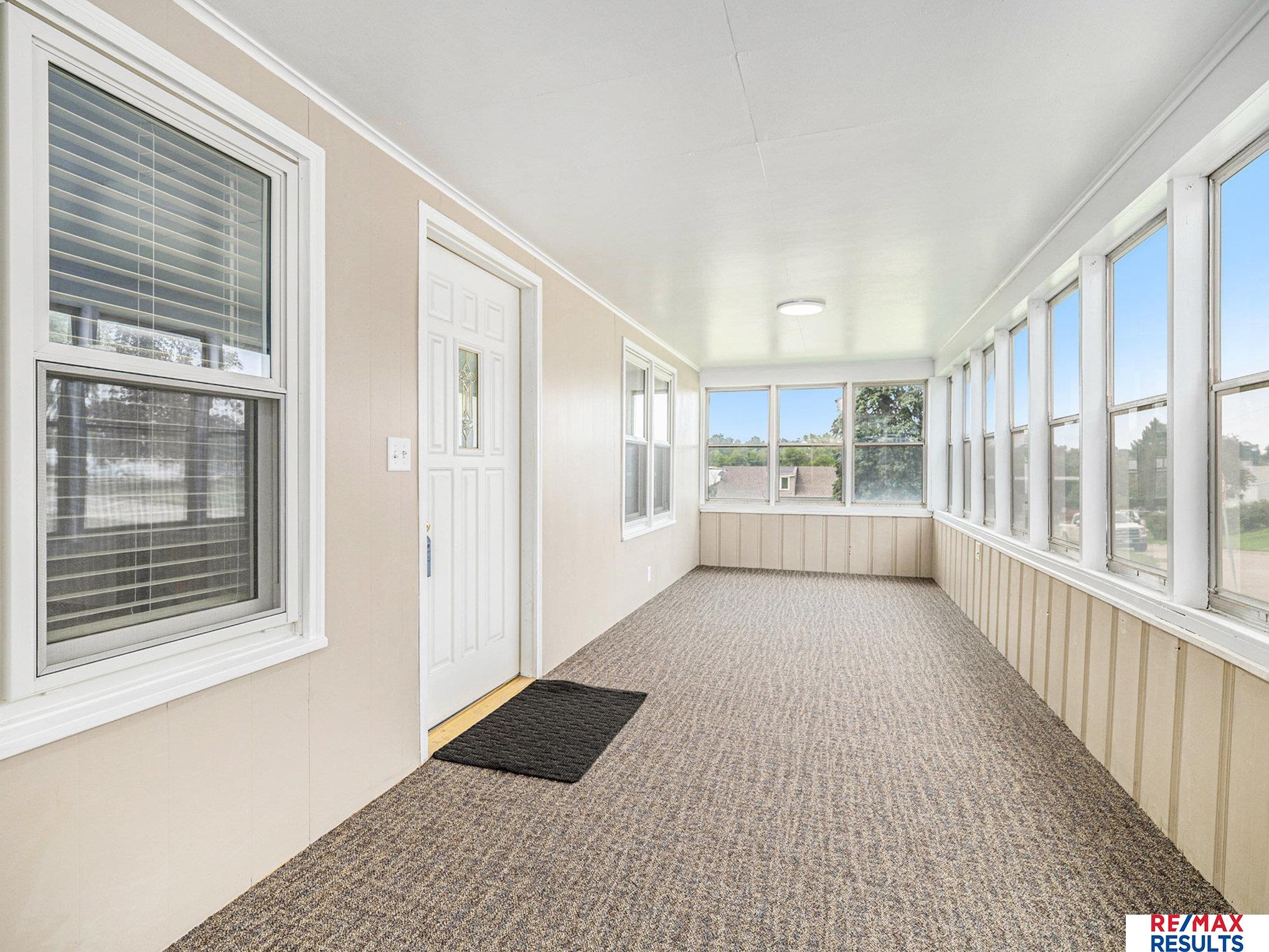 4004 S 39th Street, Omaha, Nebraska image 4
