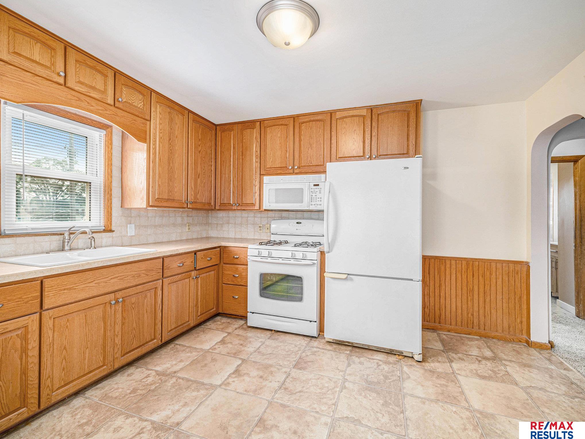 4004 S 39th Street, Omaha, Nebraska image 7