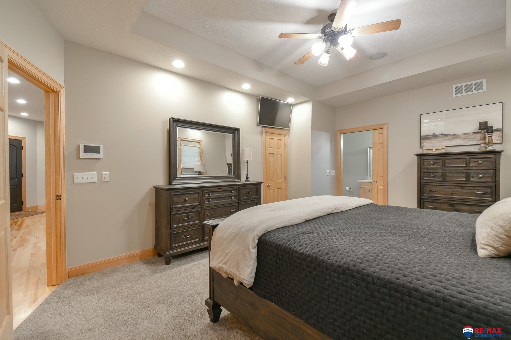 5901 SW 12th Street, Lincoln, Nebraska image 25