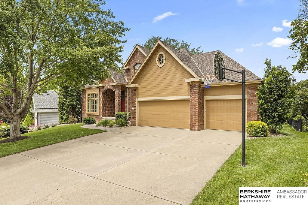 510 W Centennial Road, Papillion, Nebraska image 1