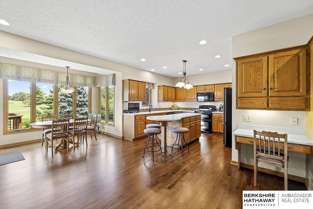510 W Centennial Road, Papillion, Nebraska image 2